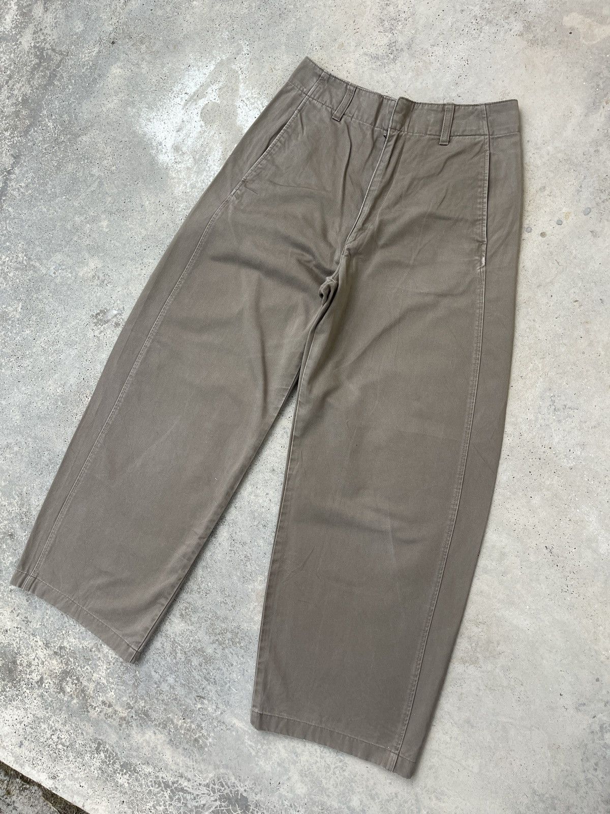 Japanese Brand × Jun Takahashi × Uniqlo Vintage Japanese Uniqlo Beige Distressed Baggy Jeans Size US 28 / EU 44 - 5 Thumbnail