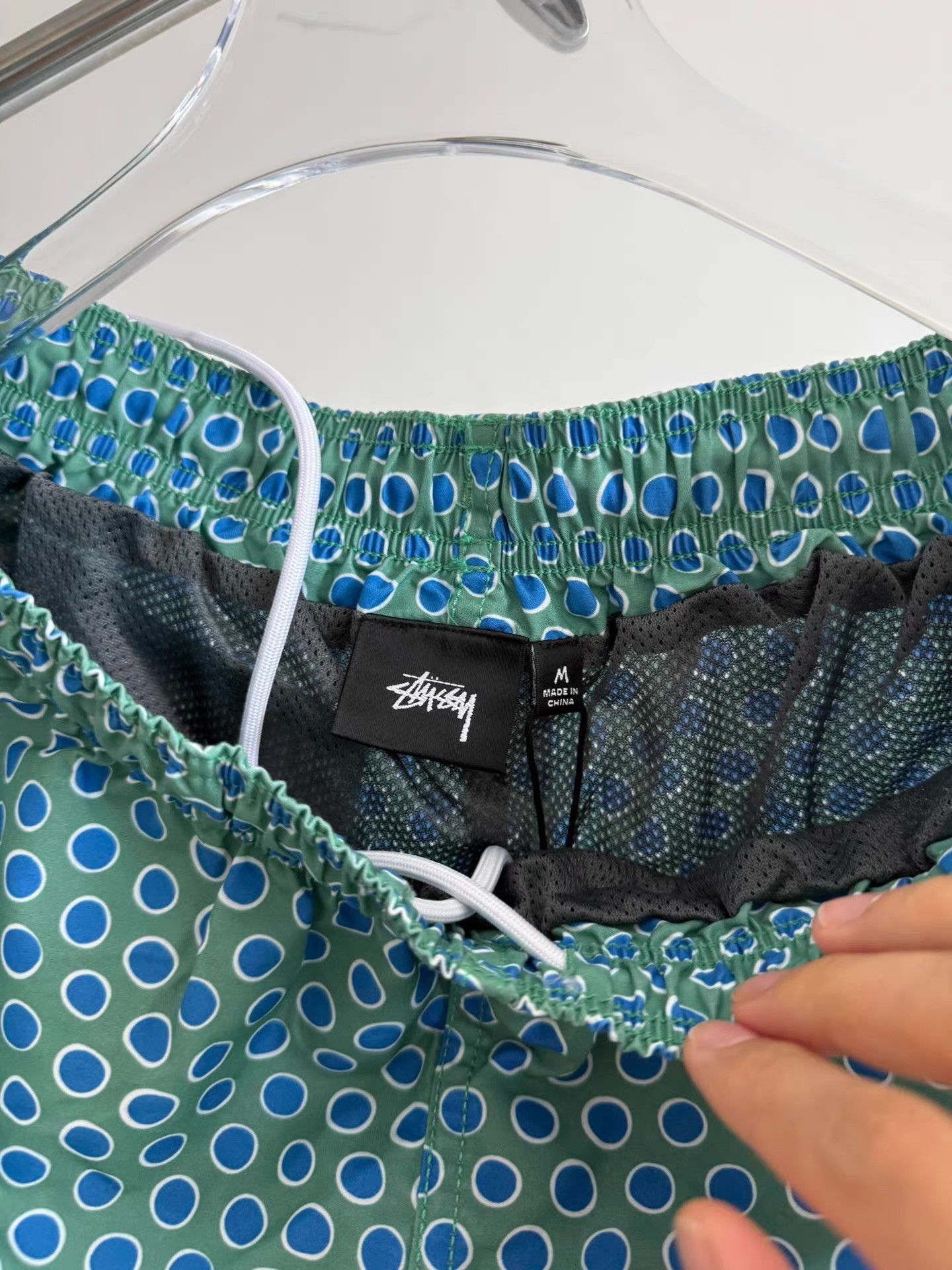 Stussy STUSSY Polka Dot Surf Shorts Q17 Size US 34 / EU 50 - 4 Thumbnail