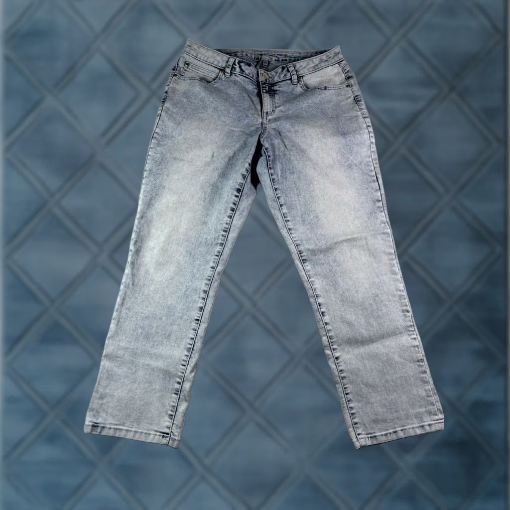 Vintage Jennifer Lopez Jeans Women's Capri Tie Dye Blue White Light Wash Size 10 Size 32" / US 10 / IT 46 - 1 Thumbnail