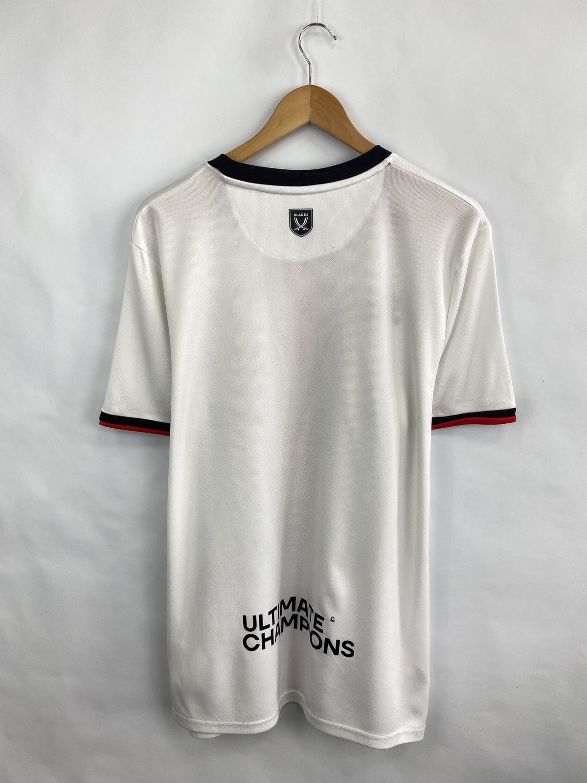 Errea 🏴󠁧󠁢󠁥󠁮󠁧󠁿 Vintage Sheffield United Errea Soccer Jersey Rare Retro Size US M / EU 48-50 / 2 - 9 Thumbnail