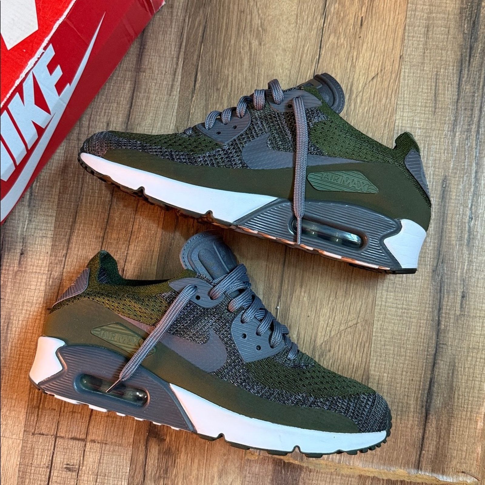 Nike 2016 Nike Air Max 90 Ultra 2.0 Flyknit 'Rough Olive Green' Size US 9 / EU 42 - 2 Thumbnail