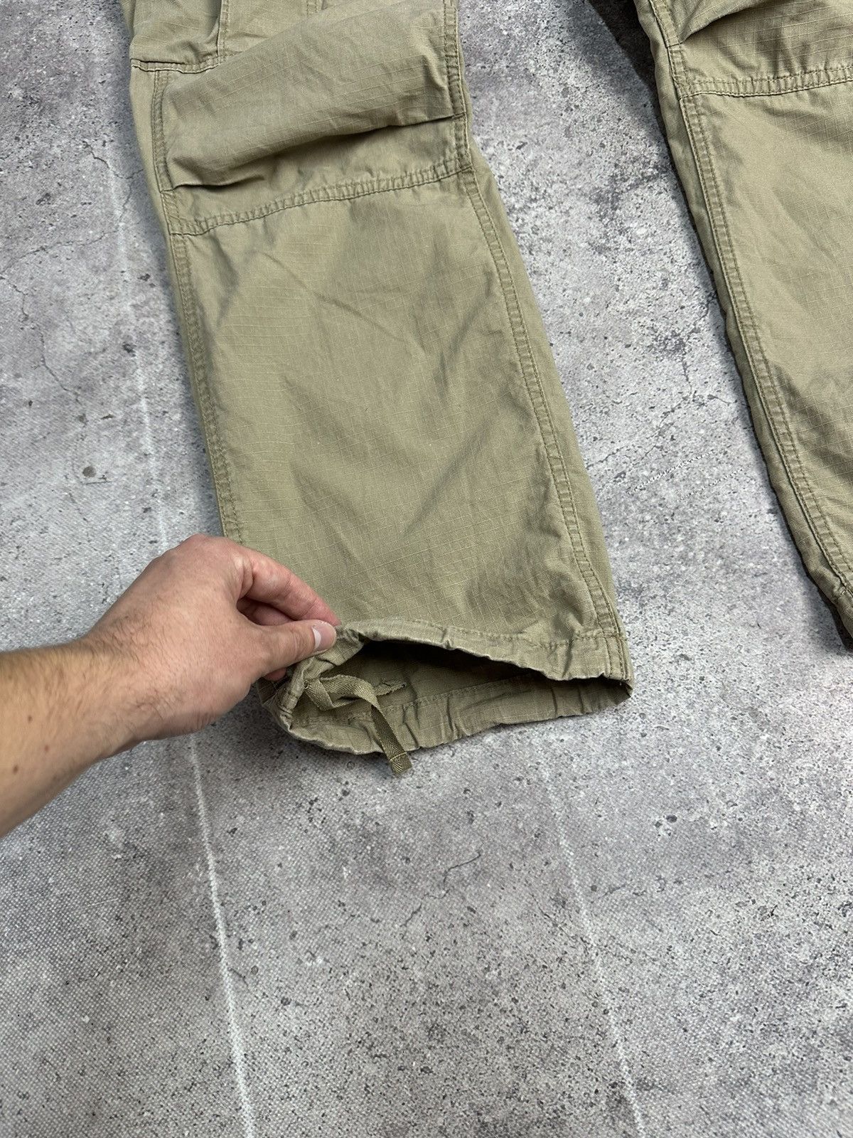 Carhartt × Vintage Vintage Carhartt Cargo Distressed Pants Faded Beige Y2K Size US 32 / EU 48 - 4 Thumbnail