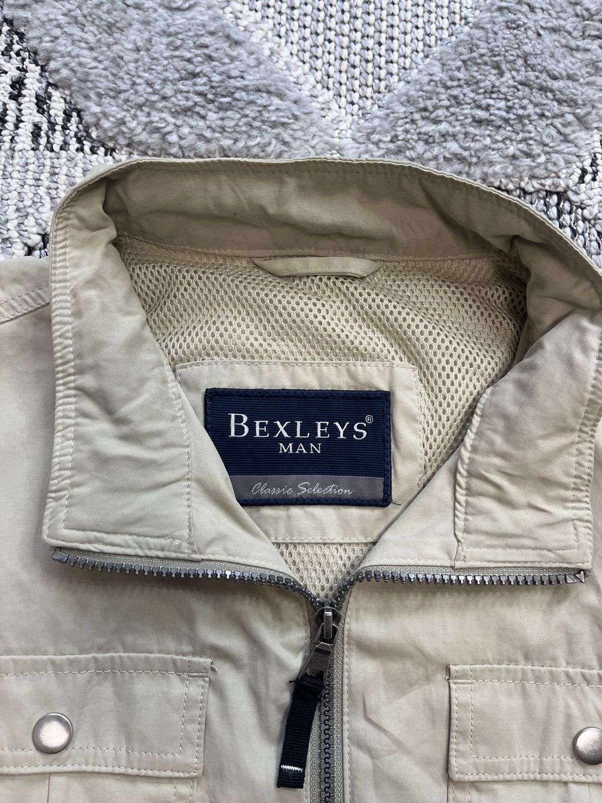 Bexley × Designer × Vintage BEXLAYS VINTAGE RARE VESTS Size US L / EU 52-54 / 3 - 4 Thumbnail