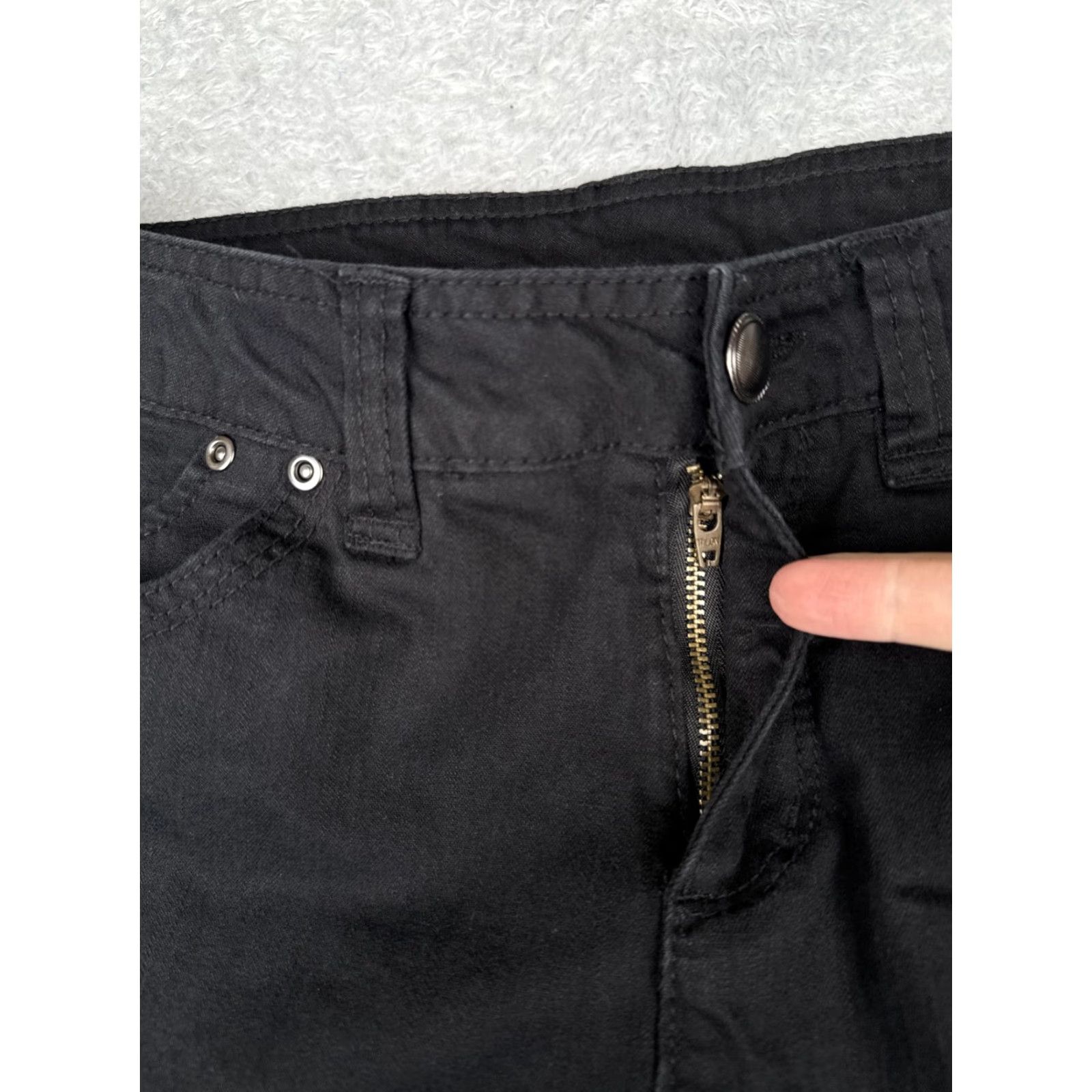 Denime Unbranded Jeans Women Size 8 Black Cropped Stretch Denim 5-Pocket Zip Fly Tapered Leg 90s USA Womens Size 30" / US 8 / IT 44 - 5 Thumbnail