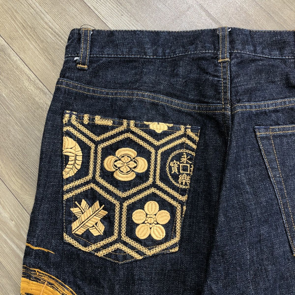 Ed Hardy SOLD📦 70/100 Karakuri Tamashii Dragon Gold Embroidered Jeans Size US 36 / EU 52 - 15 Thumbnail