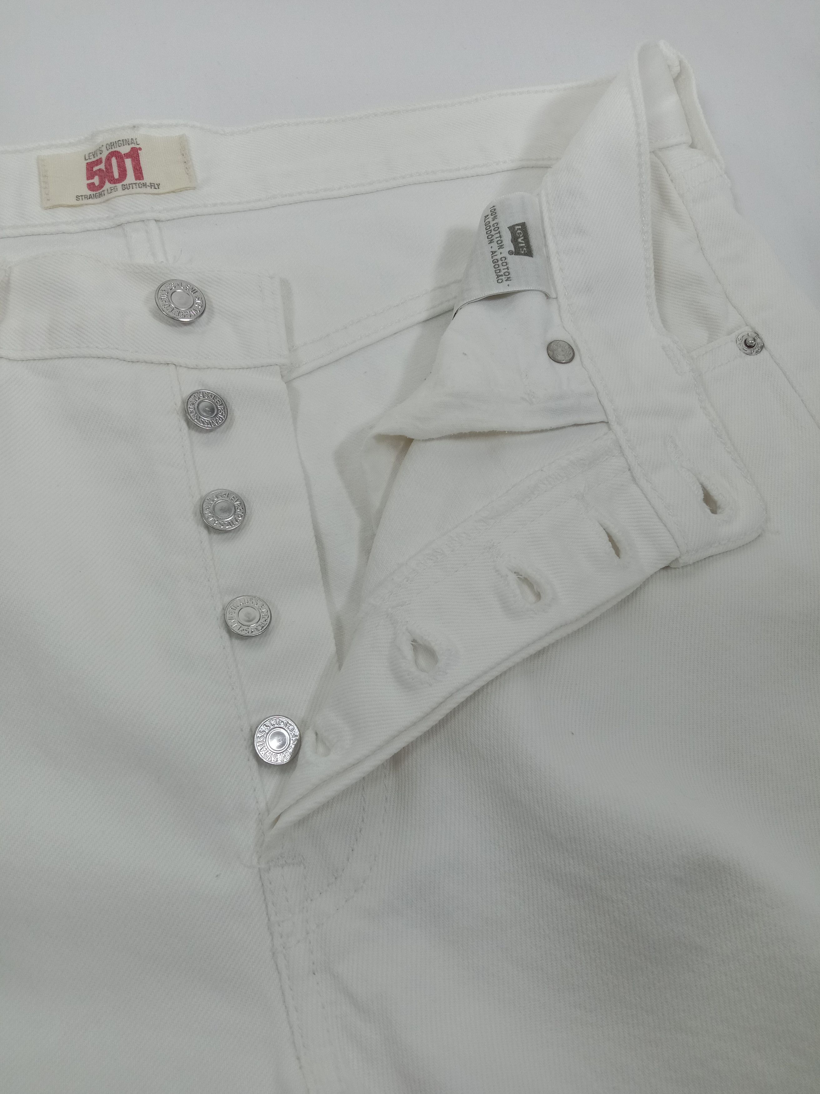 Levi's Vintage Levi's 501 Jeans Straight Leg Button Fly White Denim Size US 32 / EU 48 - 9 Thumbnail