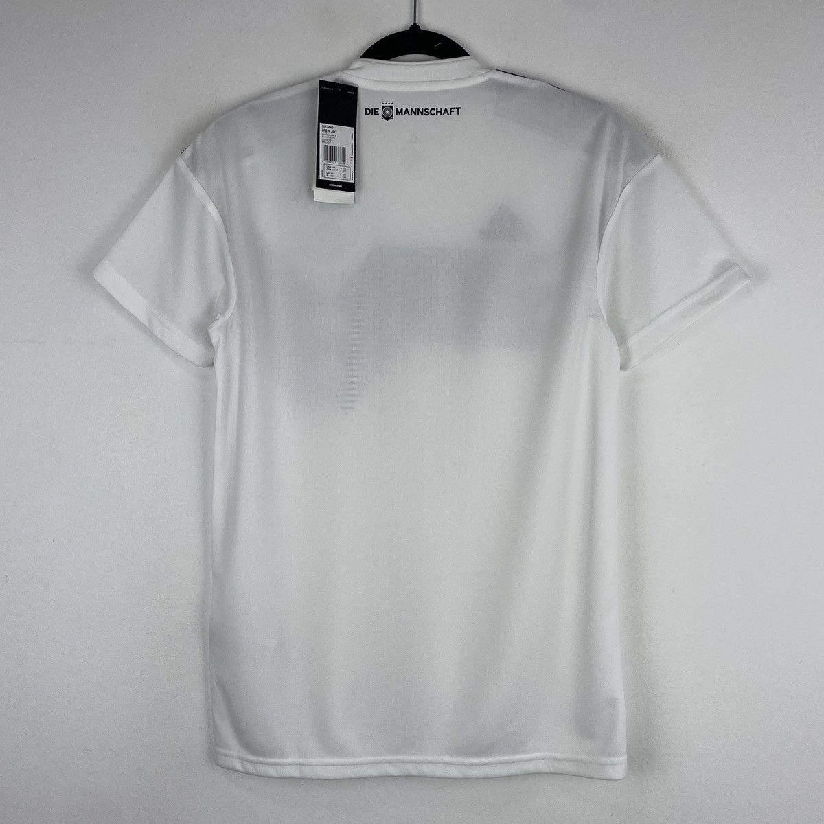 Adidas Germany Adidas Genuine Home Jersey Shirt 2018/2019 size XS Size US XS / EU 42 / 0 - 7 Thumbnail