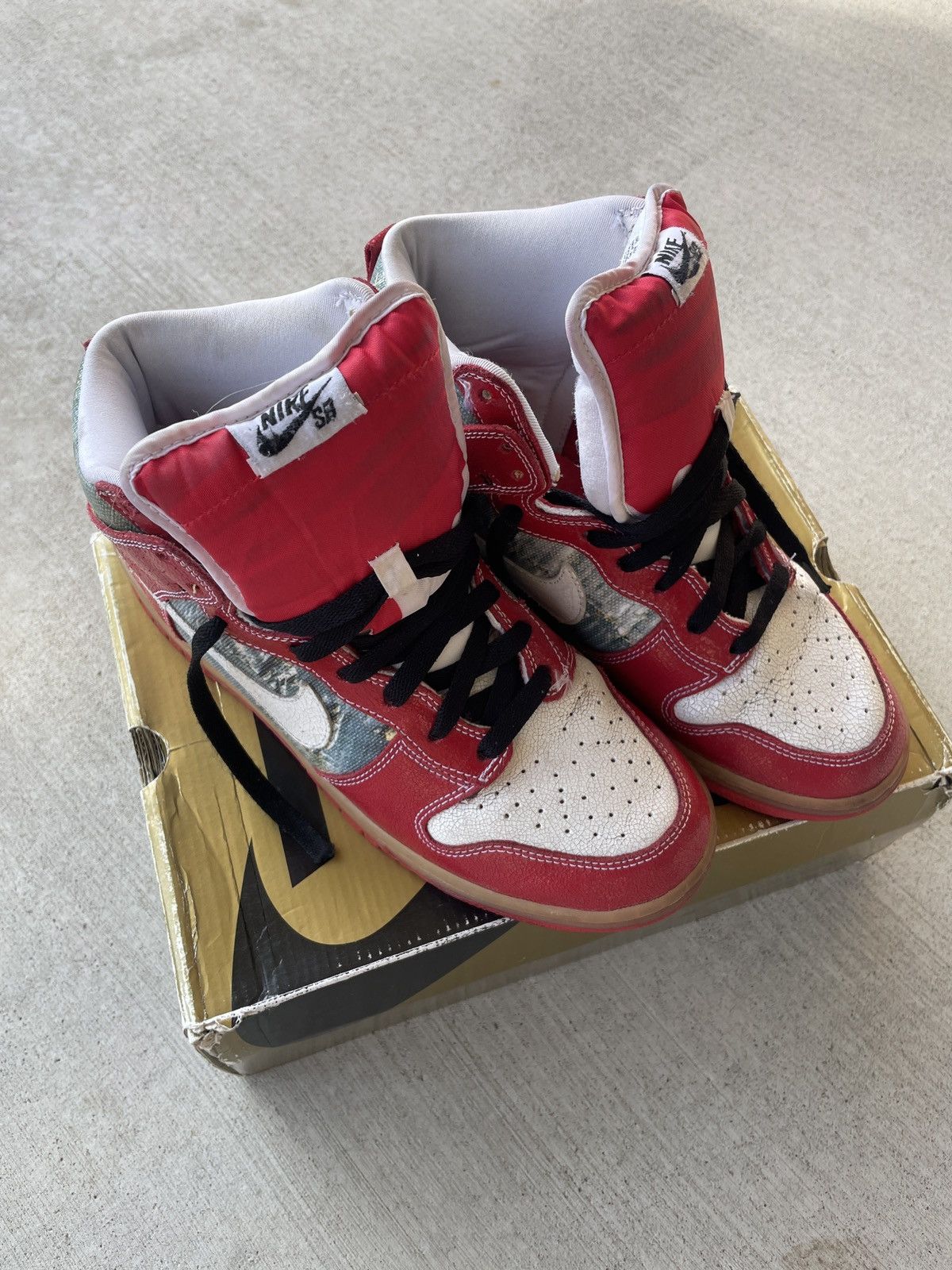 Nike Nike sb premium “shoe goo” 2008 Size US 10 / EU 43 - 1 Thumbnail