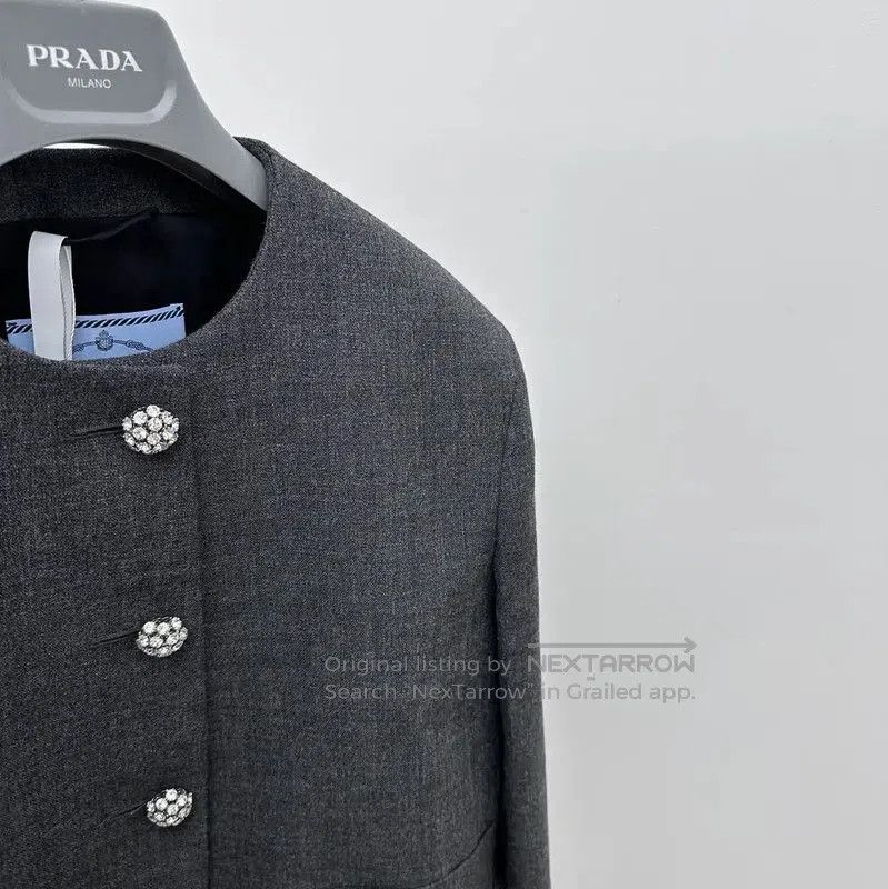 Prada Prada Gray Women's Cropped Jacket. Size M / US 6-8 / IT 42-44 - 3 Thumbnail