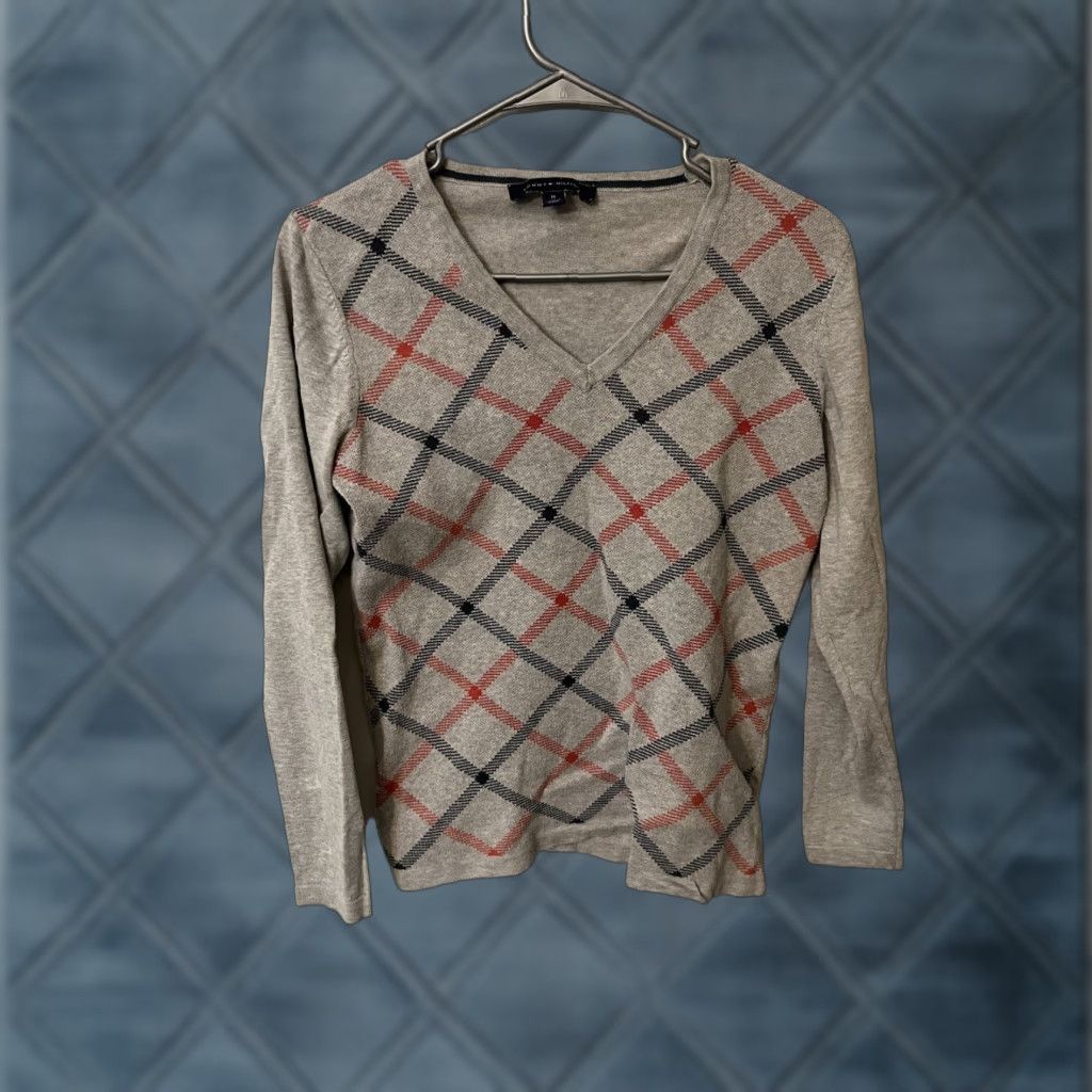 Tommy Hilfiger Tommy Hilfiger Argyle Sweater Women’s Size Medium Size M / US 6-8 / IT 42-44 - 1 Thumbnail