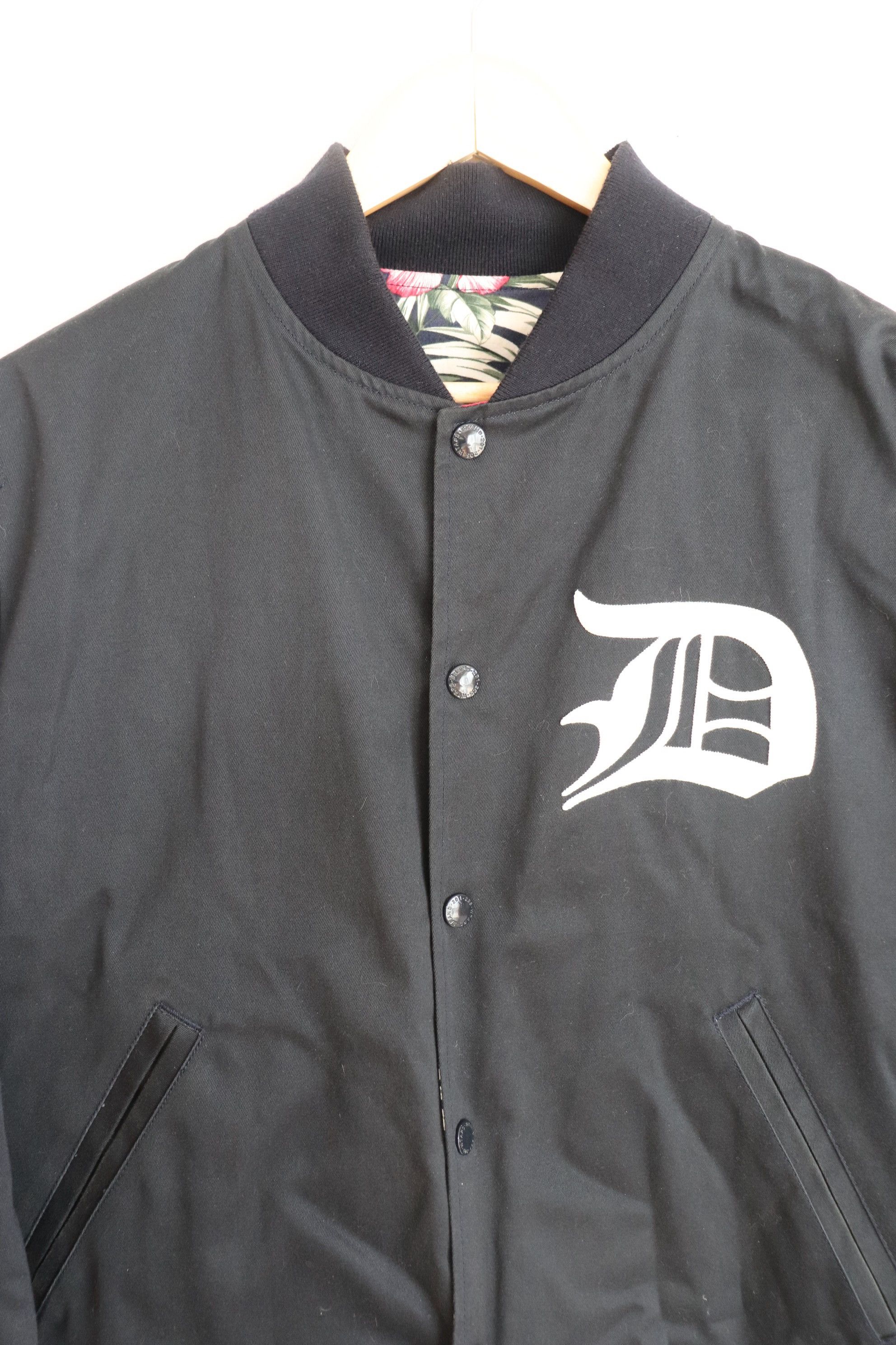 Wtaps WTAPS Reversible Floral Team Bomber Jacket Navy Men's JP M Size US M / EU 48-50 / 2 - 2 Thumbnail