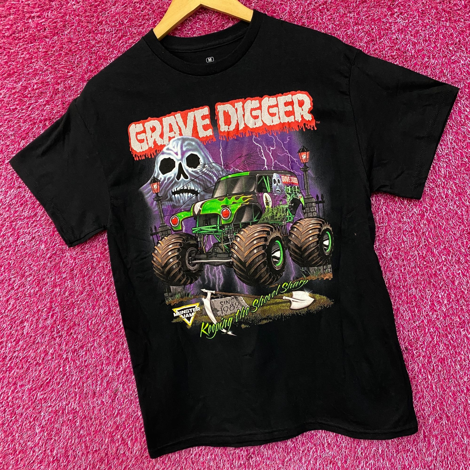 Ripple Junction Monster Jam Grave Digger Keeping The Shovel Sharp Graphic T- Size US M / EU 48-50 / 2 - 3 Thumbnail