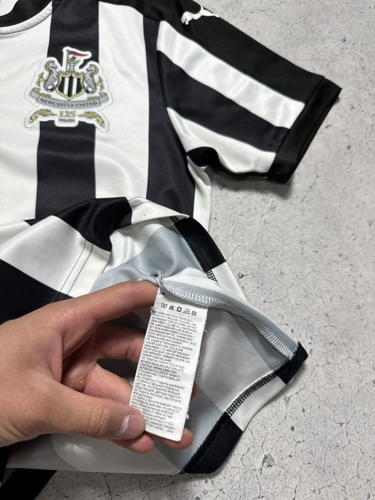 Puma Puma FC Newcastle United 2017/2018 Vintage Soccer Jersey Size US S / EU 44-46 / 1 - 10 Thumbnail