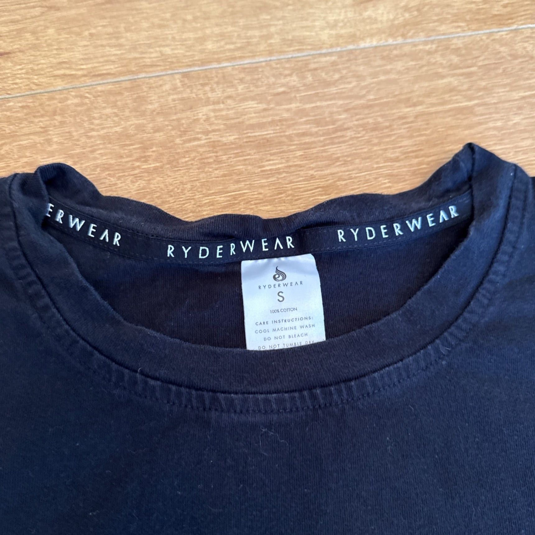 Vintage Ryderwear Co. Men's T-Shirt Small Black Cotton Short Sleeve Logo Workout Lifting Performance - Pre-owned Excellent Mens Size US S / EU 44-46 / 1 - 3 Thumbnail