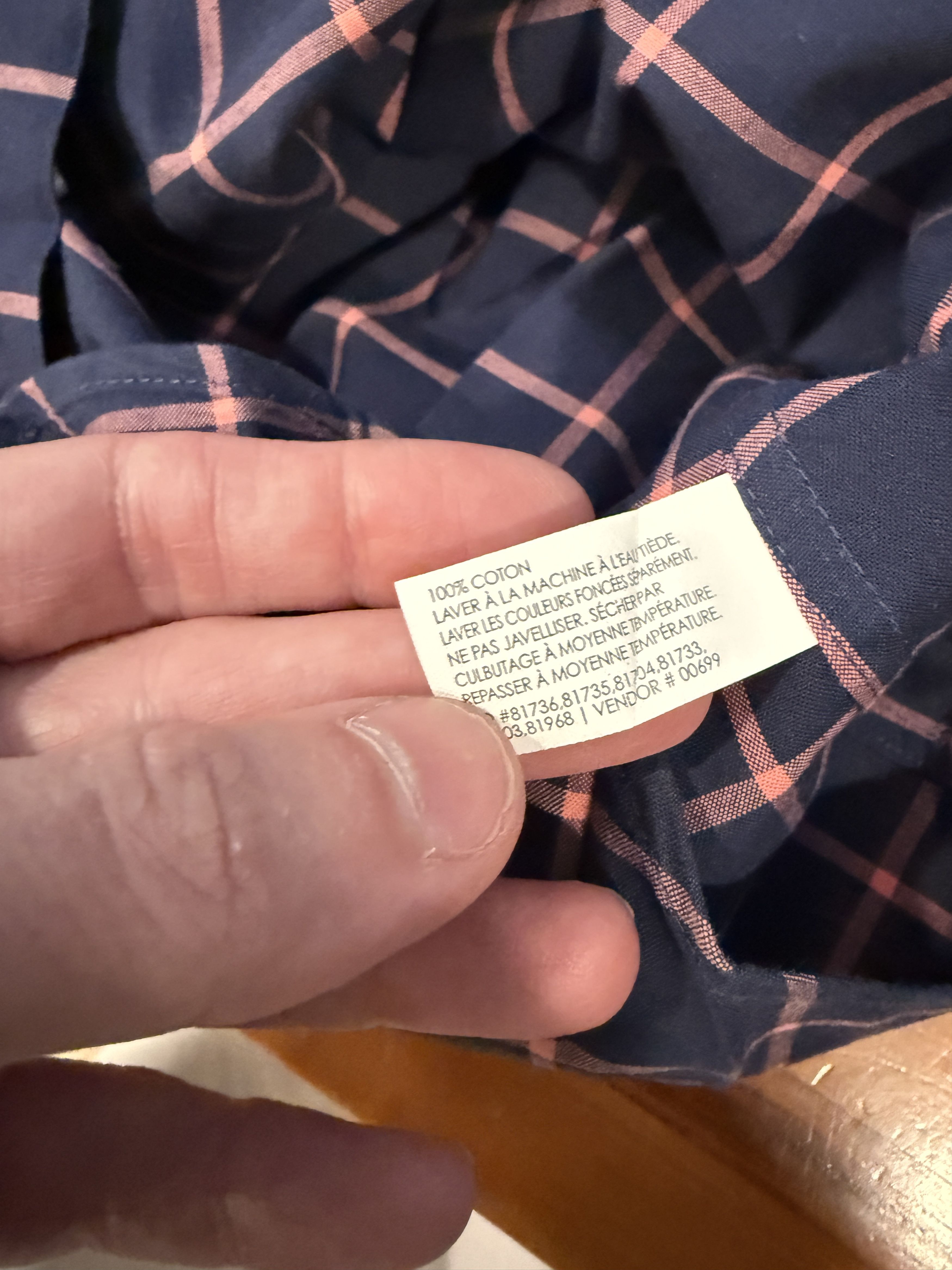 Club Monaco Club Monaco deep indigo/navy check button-down Size US M / EU 48-50 / 2 - 6 Thumbnail
