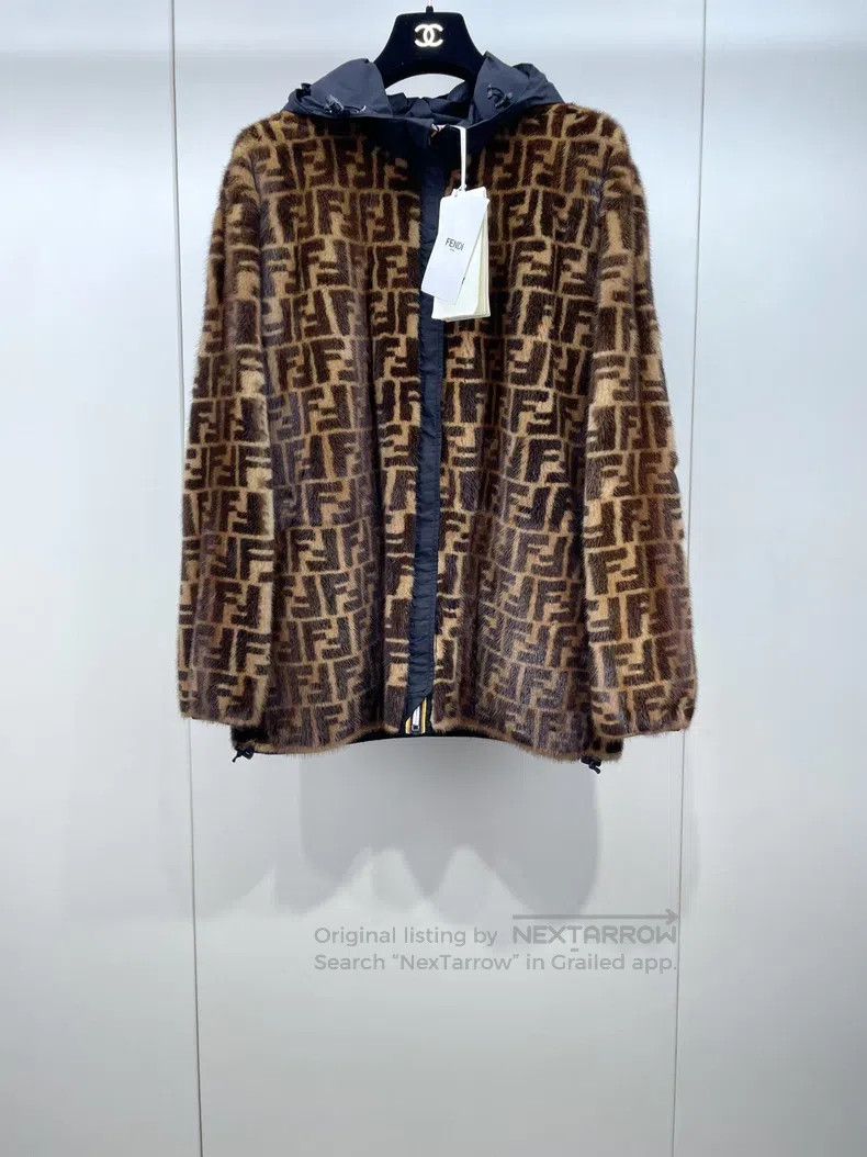 Fendi Fendi Classic old-fashioned two-tone mink fur coat Size S / US 4 / IT 40 - 1 Thumbnail