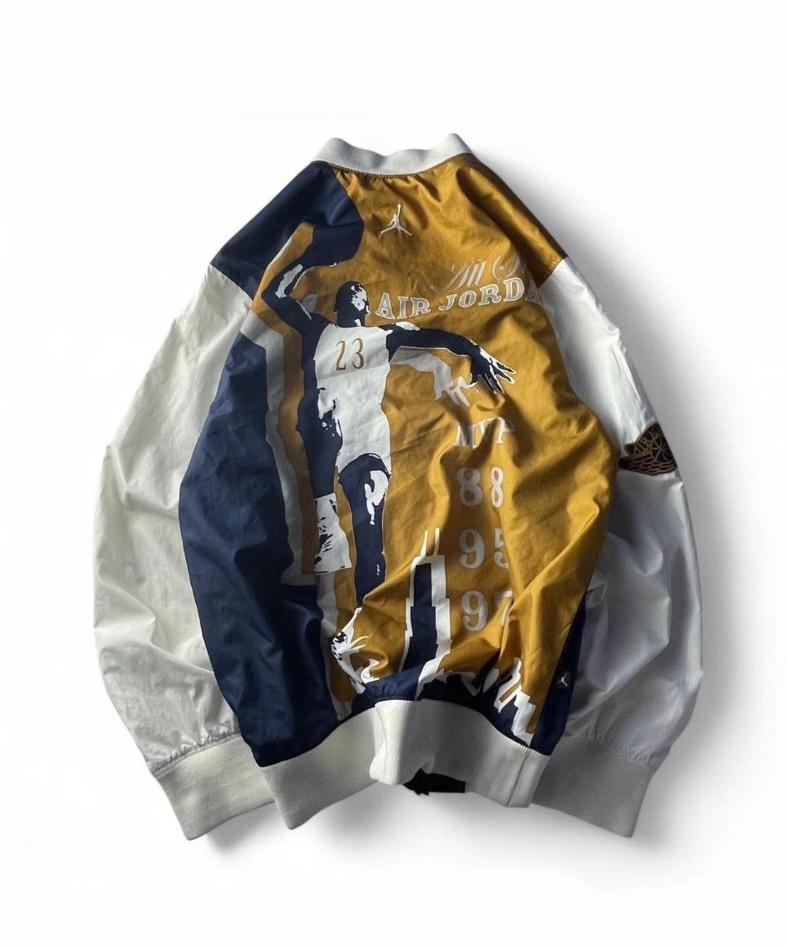 Jordan Brand 💫🌹2000s jordan bomber jacket vintage nba Size US S / EU 44-46 / 1 - 1 Thumbnail