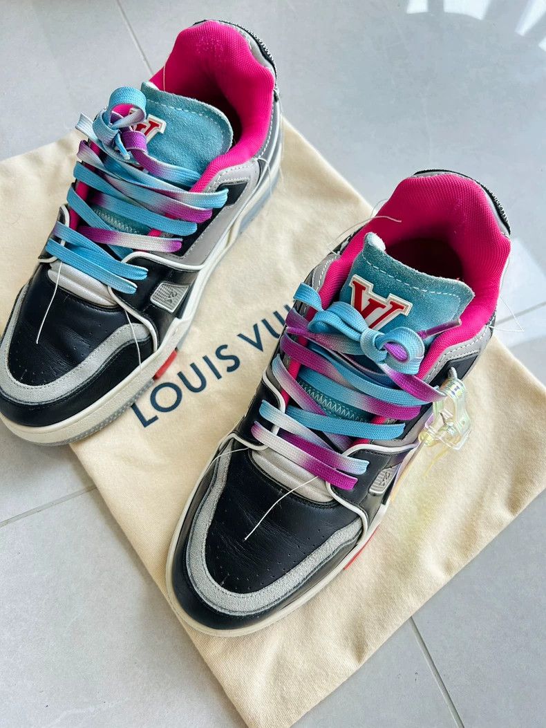Louis Vuitton Louis Vuitton sneaker Size US 7 / EU 40 - 1 Thumbnail