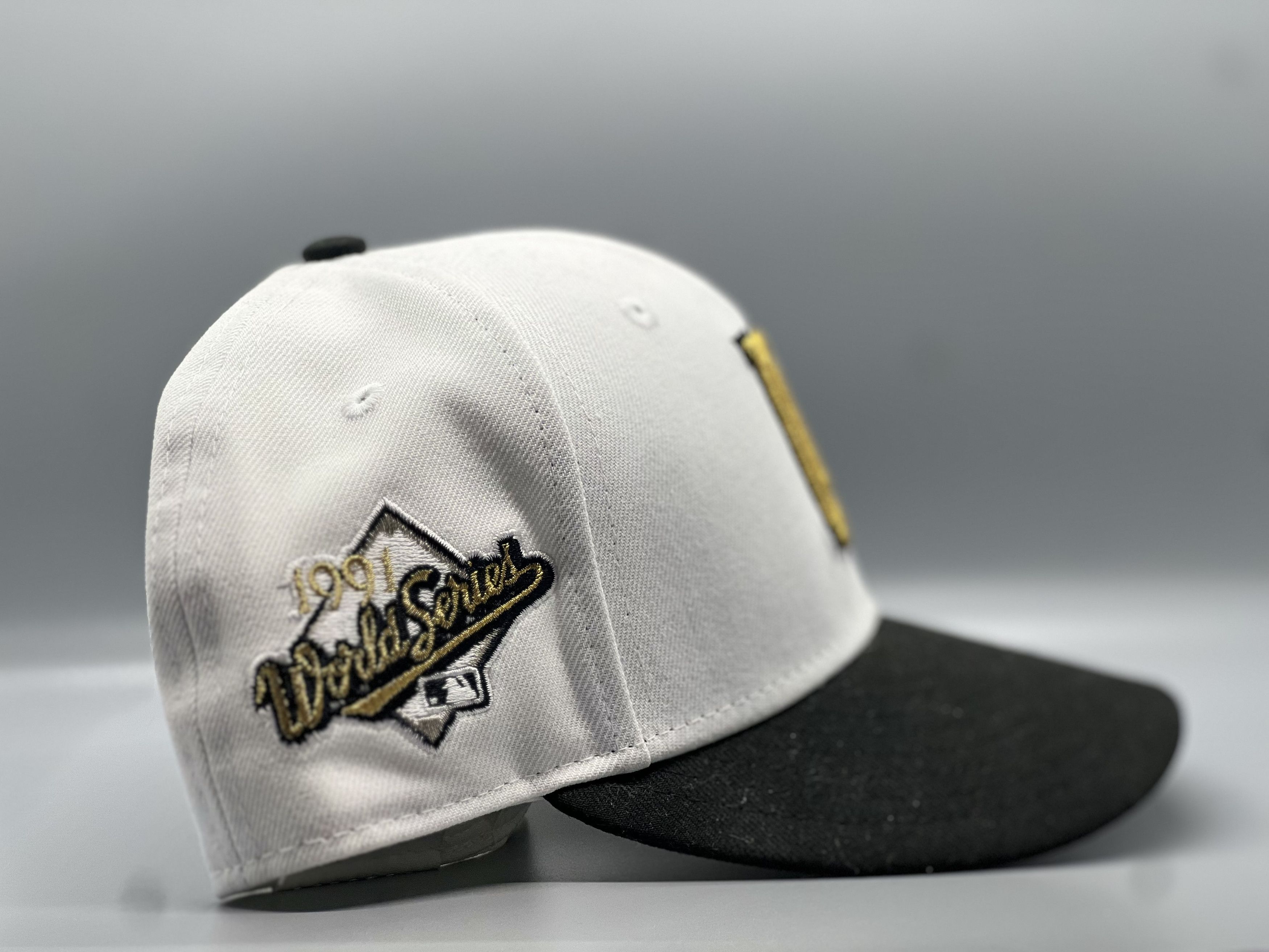 New Era Minnesota Twins 7 1/4 Fitted Hat Size ONE SIZE - 2 Thumbnail