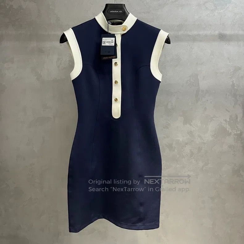 Louis Vuitton Louis Vuitton 25 New Blue Color-Block Stand Neck Button Mi Size XS / US 0-2 / IT 36-38 - 1 Thumbnail
