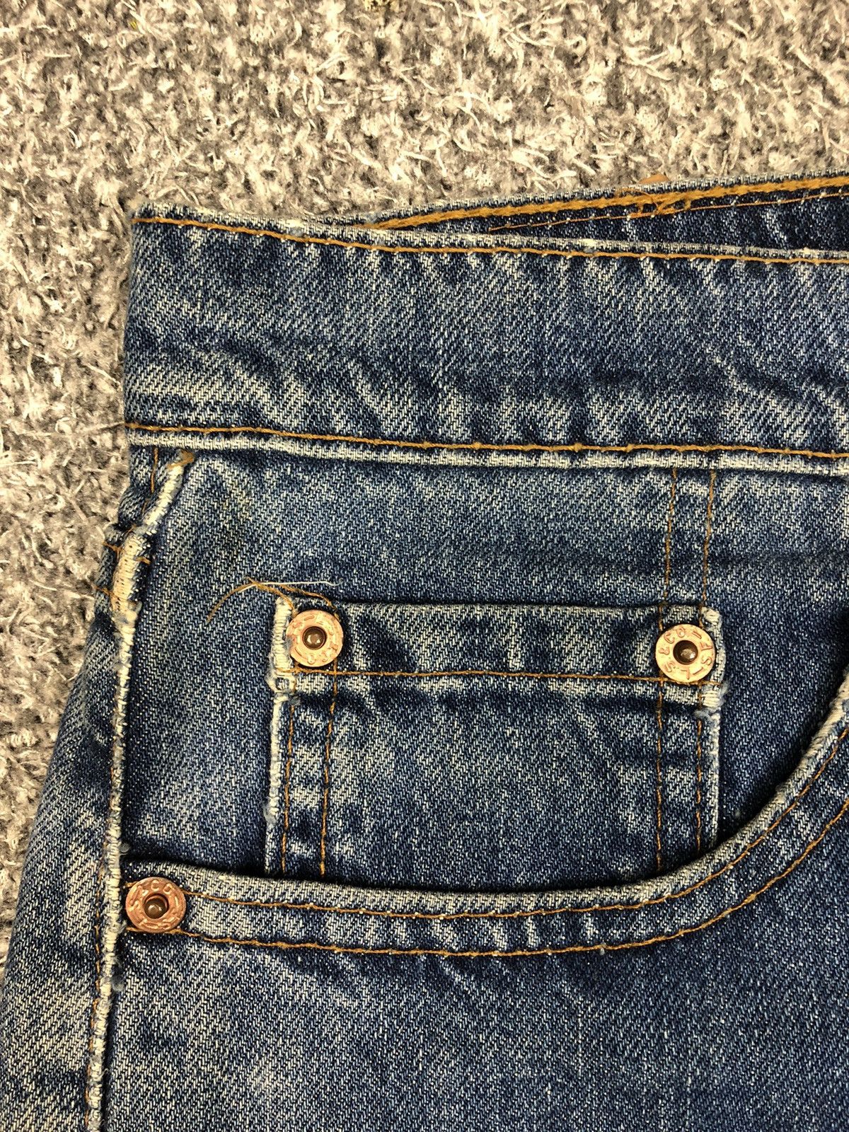 Japanese Brand × Levi's × Vintage Vintage Distressed Levis 519 Made In Usa Jeans Size US 31 - 10 Thumbnail