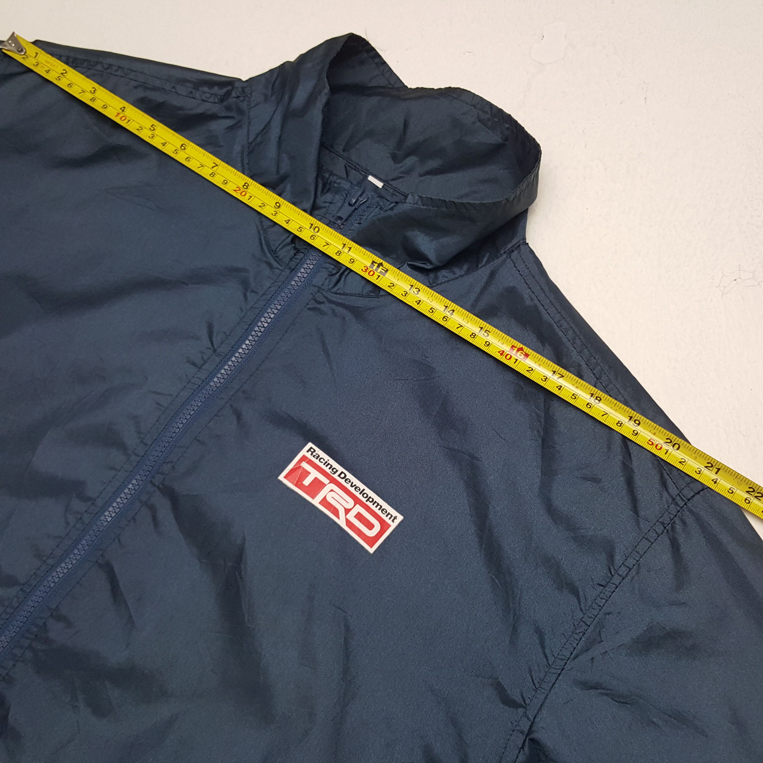 Japanese Brand × Vintage Vintage TRD Toyota Racing Windbreaker Jacket Size US L / EU 52-54 / 3 - 7 Thumbnail
