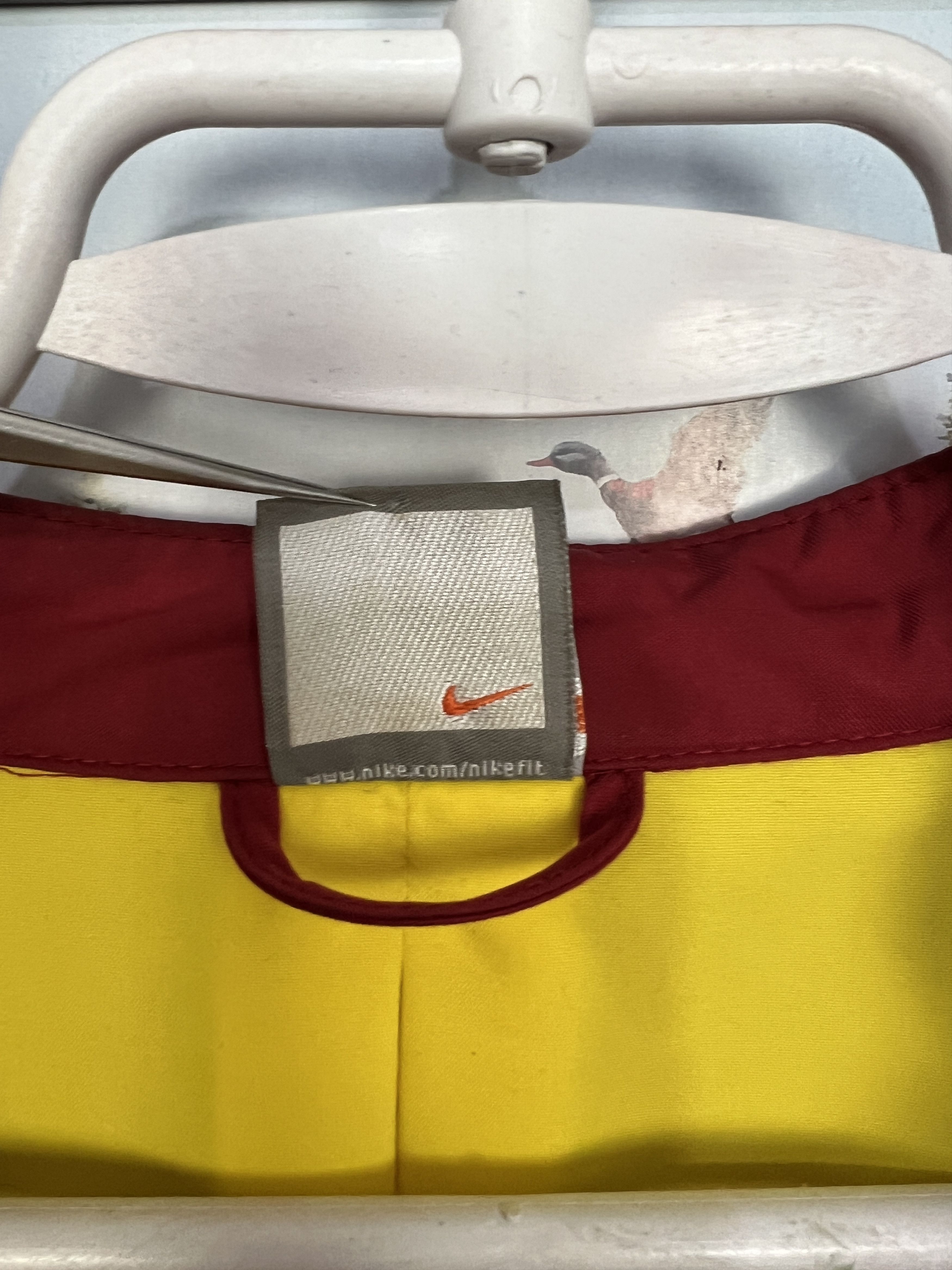Nike Vintage Nike FC Barcelona Football Jacket Soccer Bomber Size US M / EU 48-50 / 2 - 9 Thumbnail