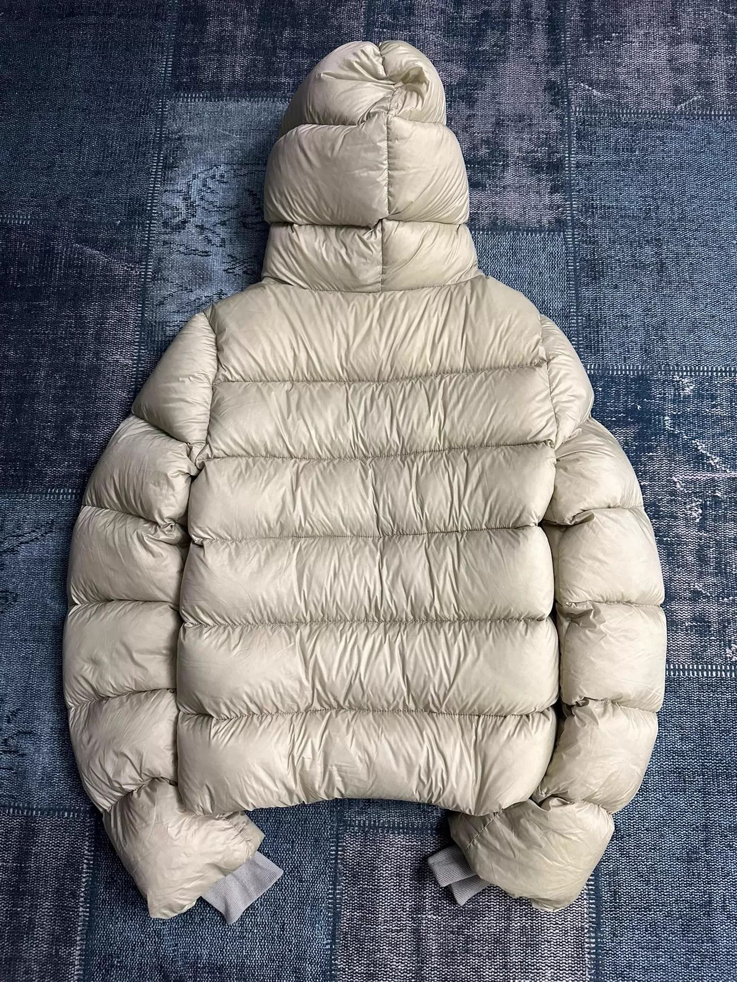 Rick Owens Rick Owens Beige Shark Down Jacket 38 Unisex Near Mint Size XS / US 0-2 / IT 36-38 - 3 Thumbnail
