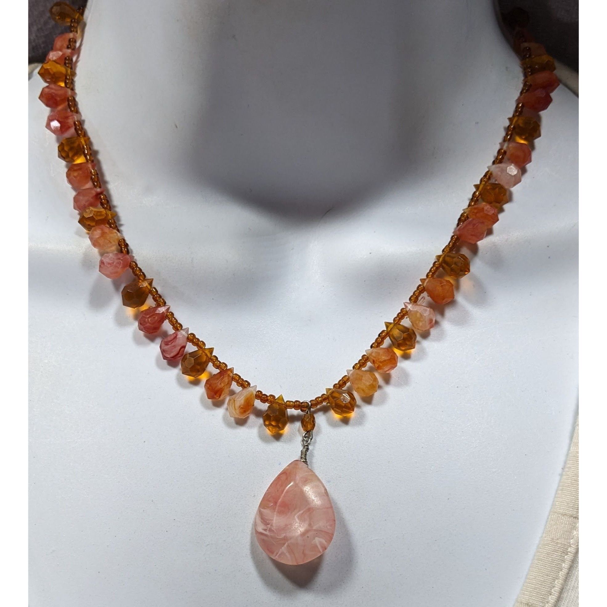 Handmade Handcrafted Coquette Acrylic Necklace With Pink Teardrop Pen Size ONE SIZE - 2 Thumbnail
