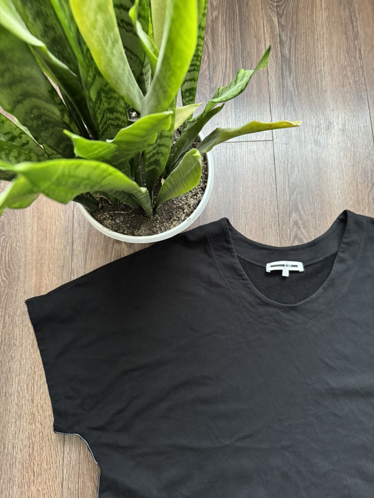 Alexander McQueen McQueen men’s Kanye West style black Medium T shirt Size US M / EU 48-50 / 2 - 3 Thumbnail