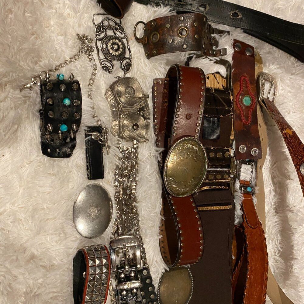 Other Vintage Lot of Leather Belts Accesories & Belt Buckles Cuff Size ONE SIZE - 5 Thumbnail