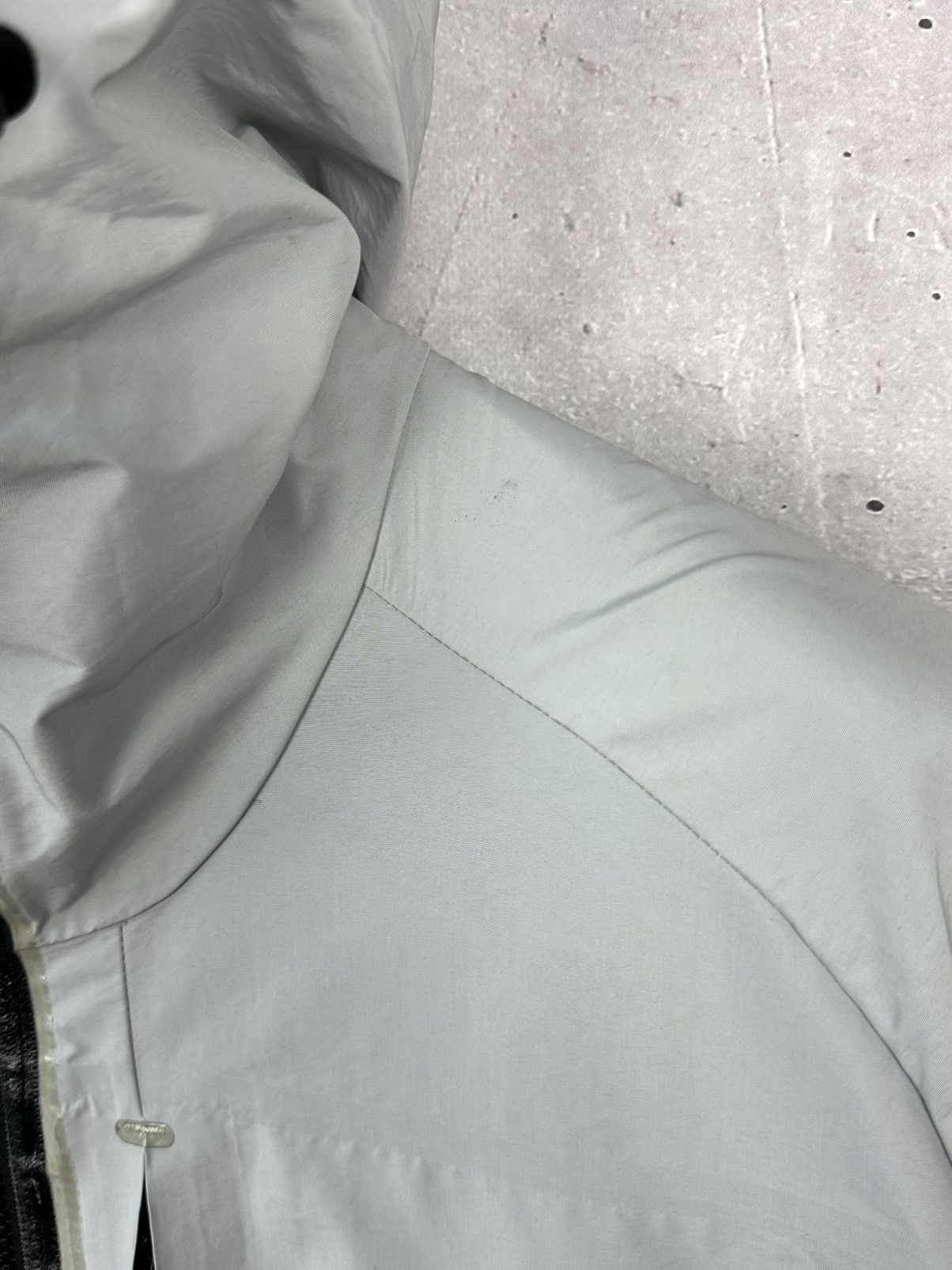 Nike × Vintage Nike Tech Fleece Grey Nylon Logo Hooded Light Jacket Size US L / EU 52-54 / 3 - 7 Thumbnail