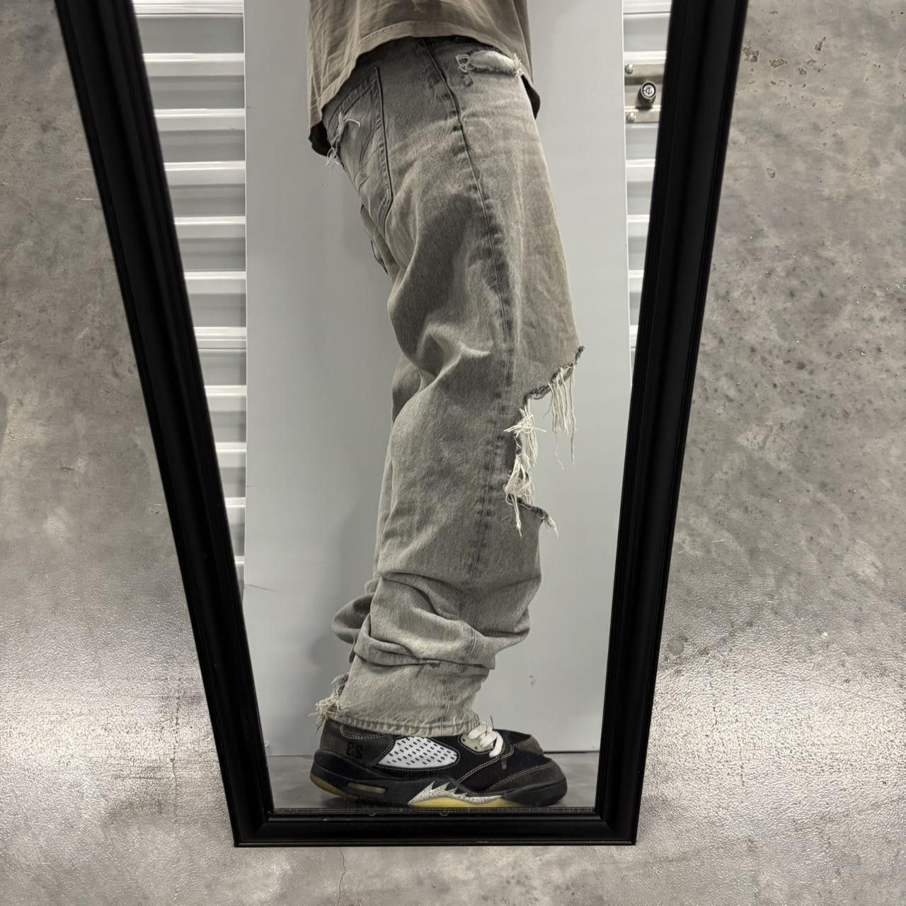 Japanese Brand × Vintage Crazy Vintage Y2K/2000s Grunge Faded Grey Streetwear Distressed Denim Jeans! Size US 30 / EU 46 - 2 Thumbnail