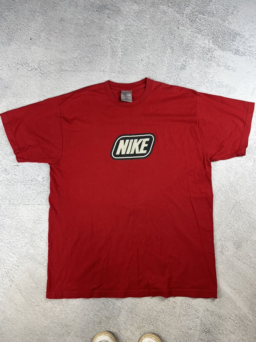 Vintage Vintage Red NIKE t shirt XL Central Logo y2k 90s Size US XL / EU 56 / 4 - 1 Thumbnail