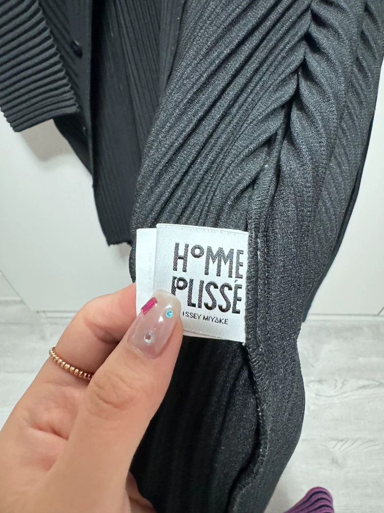 Issey Miyake issey miyake size:2 Black pleated shirt Size US M / EU 48-50 / 2 - 3 Thumbnail
