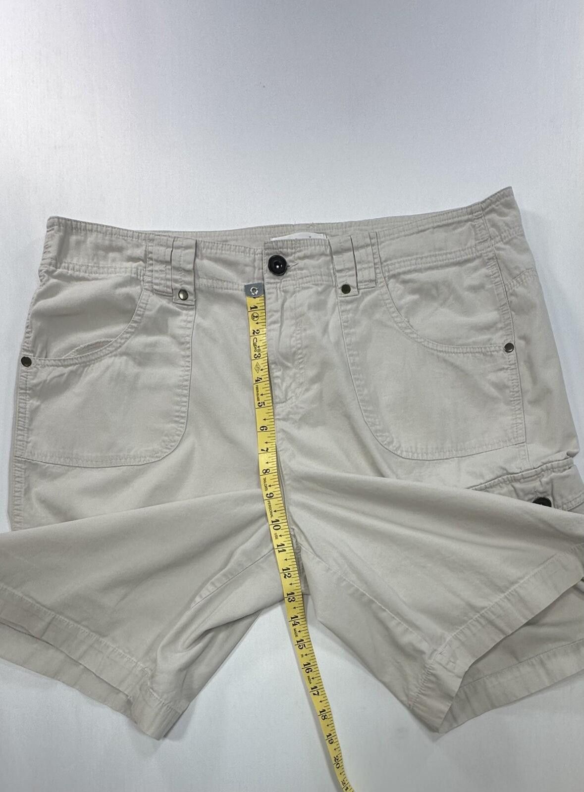 Other CJ Banks Flat Front Cargo Pocket Chino Shorts Beige Women 38 Size US 38 / EU 54 - 4 Thumbnail