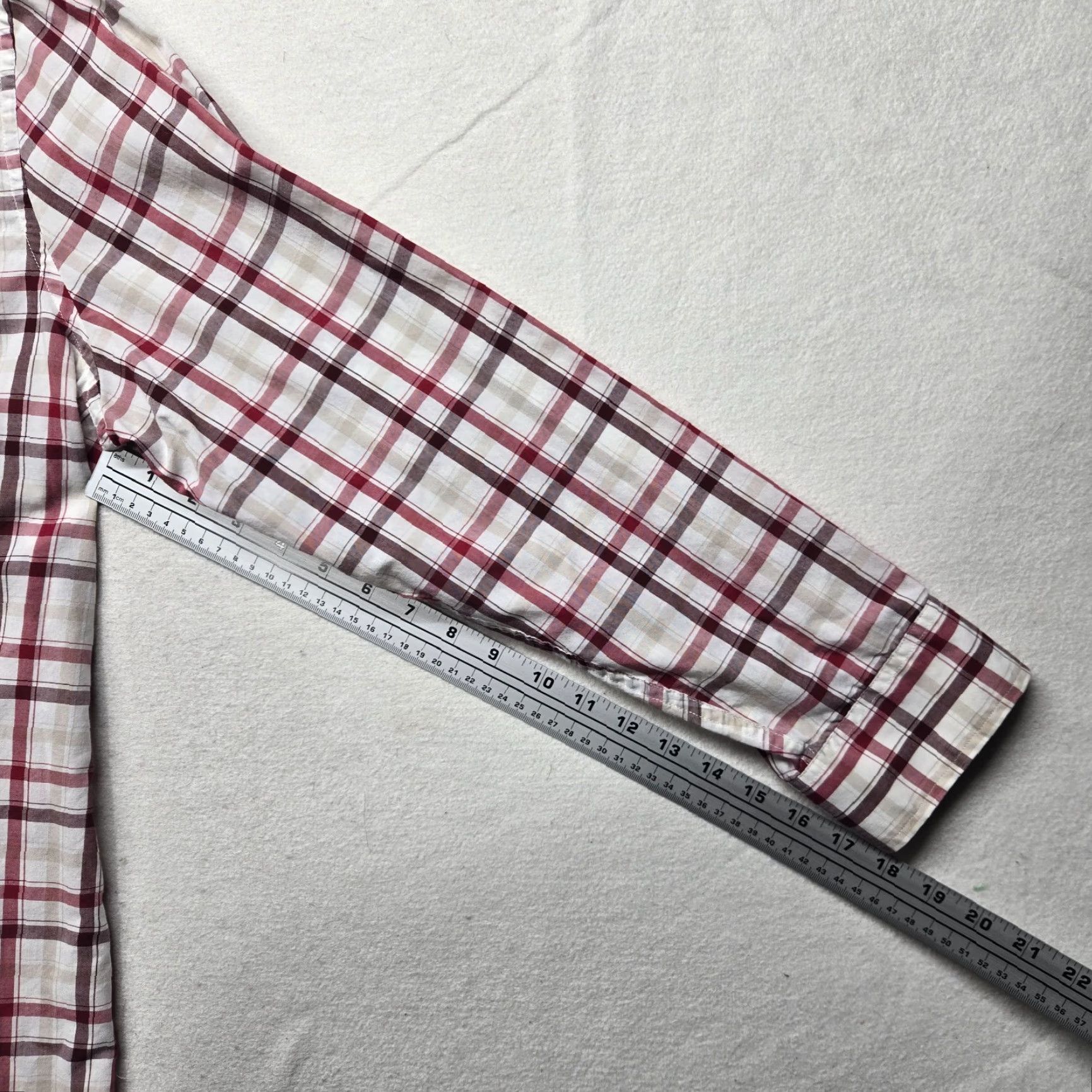 Born Saddlebred Shirt Men XL Tan Red Plaid Wrinkle Free Long Sleeve Button-Up Multicolor Casual Western Southern Vacation Size US XL / EU 56 / 4 - 5 Thumbnail