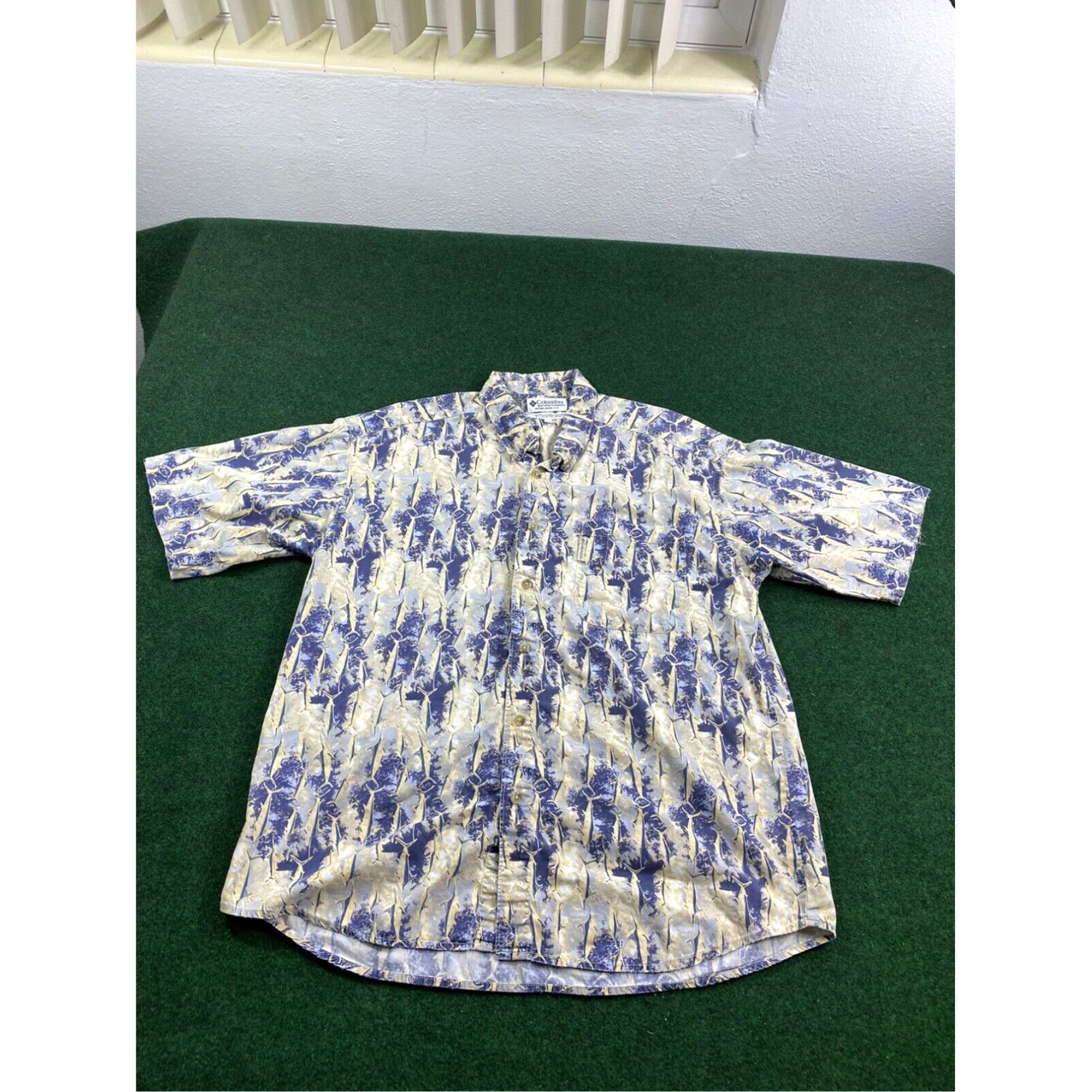 Vintage Vtg Columbia Button Up Mens Camp Shirt Fish Made In USA Mens Sz L swordfish Size US L / EU 52-54 / 3 - 1 Thumbnail