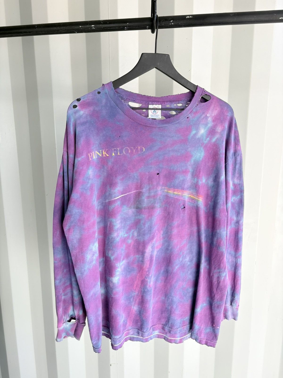 Band Tees Vintage Pink Floyd Faded Thrashed Distressed Shirt GRUNGE Size US XL / EU 56 / 4 - 2 Thumbnail