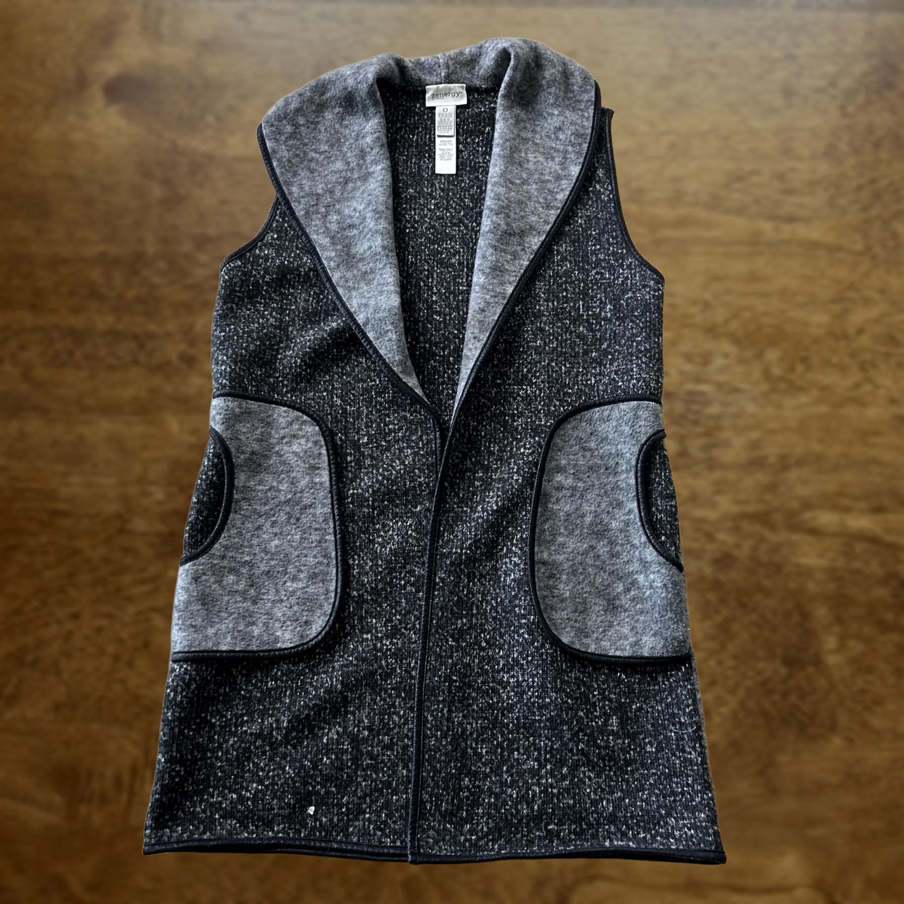 Vintage Chico's Zenergy Sweater Vest Womens 0 Gray Open Front Shawl Collar Pockets Knit Vest Size XS / US 0-2 / IT 36-38 - 1 Thumbnail