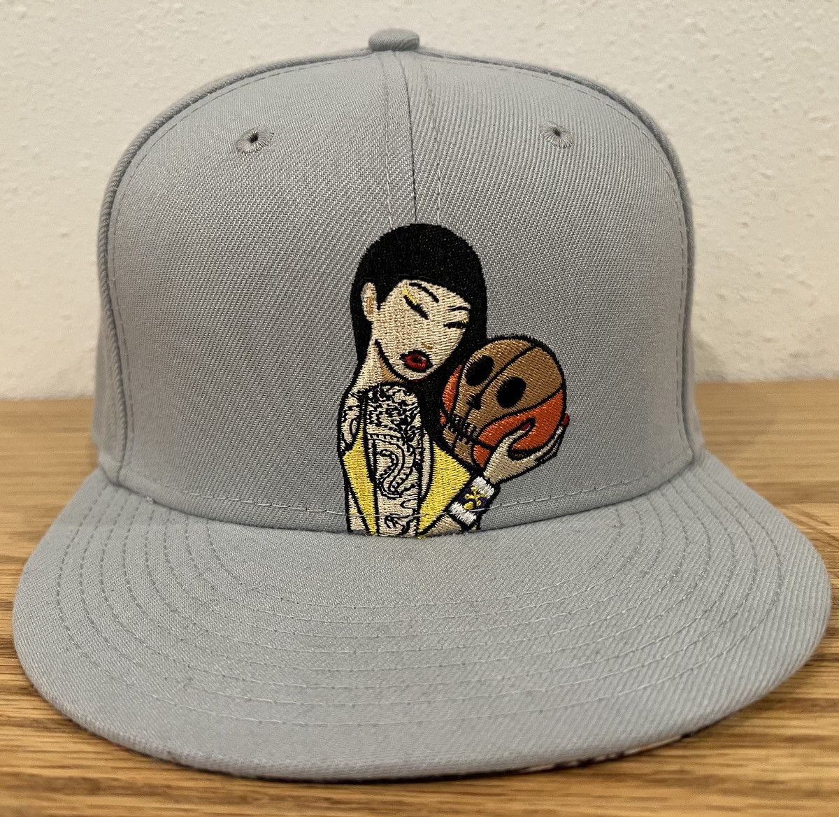 New Era × tokidoki Tokidoki TKDK Tattoo Girl Skull Basketball New Era Hat Size ONE SIZE - 2 Thumbnail