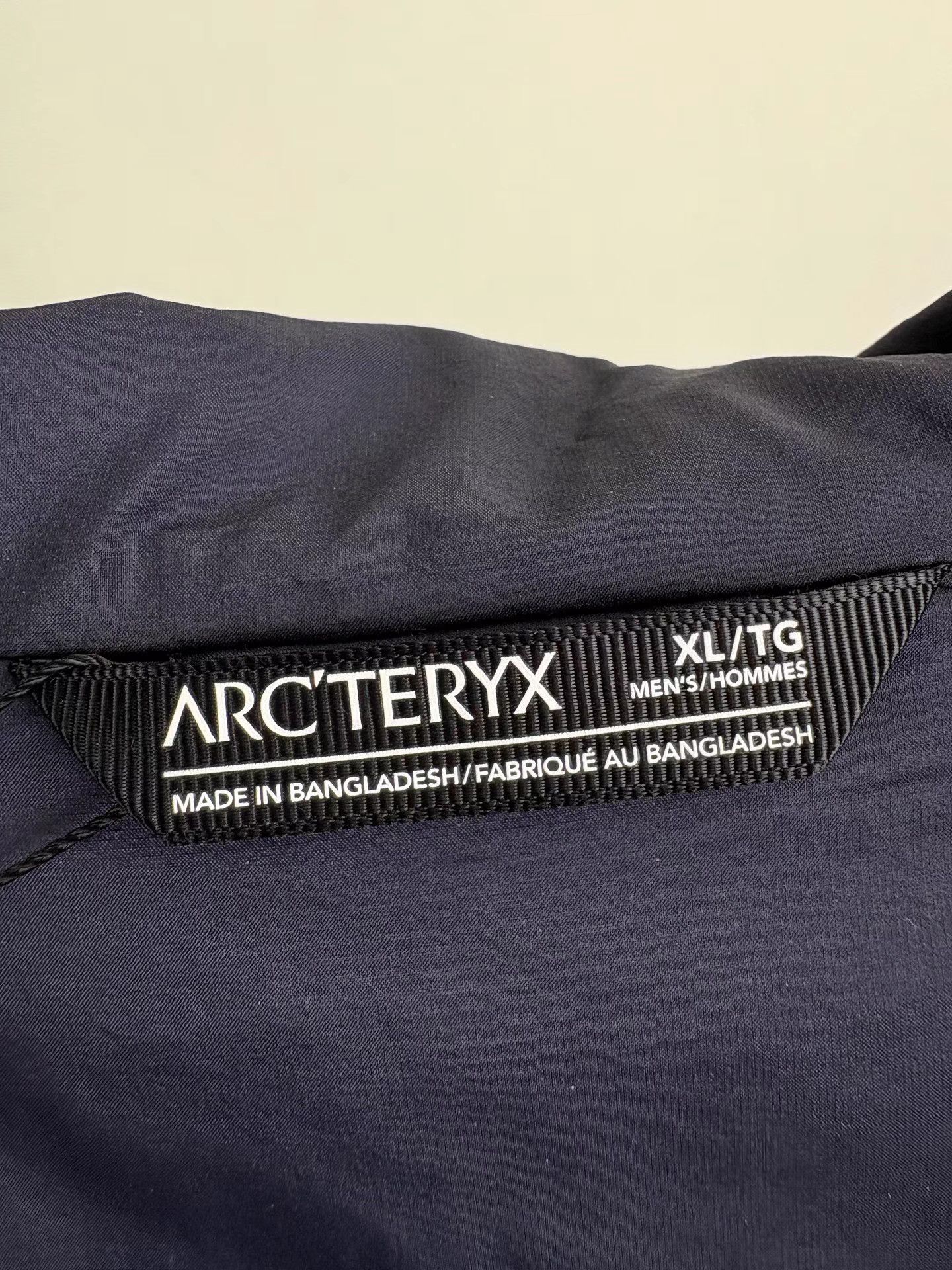 Arc'teryx ARCTERYX ATOM LT Navy Insulated Jacket Size US XL / EU 56 / 4 - 4 Thumbnail