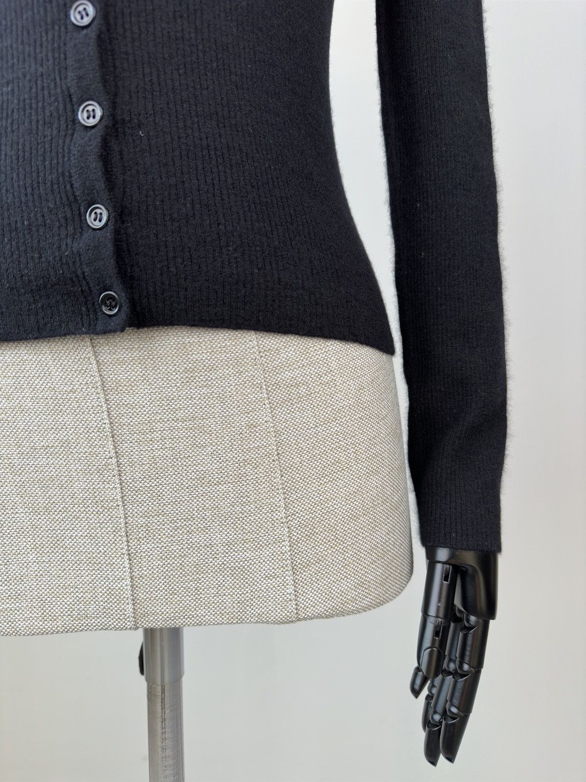 Dolce & Gabbana DOLCE & GABBANA D&G Button Up Cardigan Cashmere Sweater Size S / US 4 / IT 40 - 9 Thumbnail