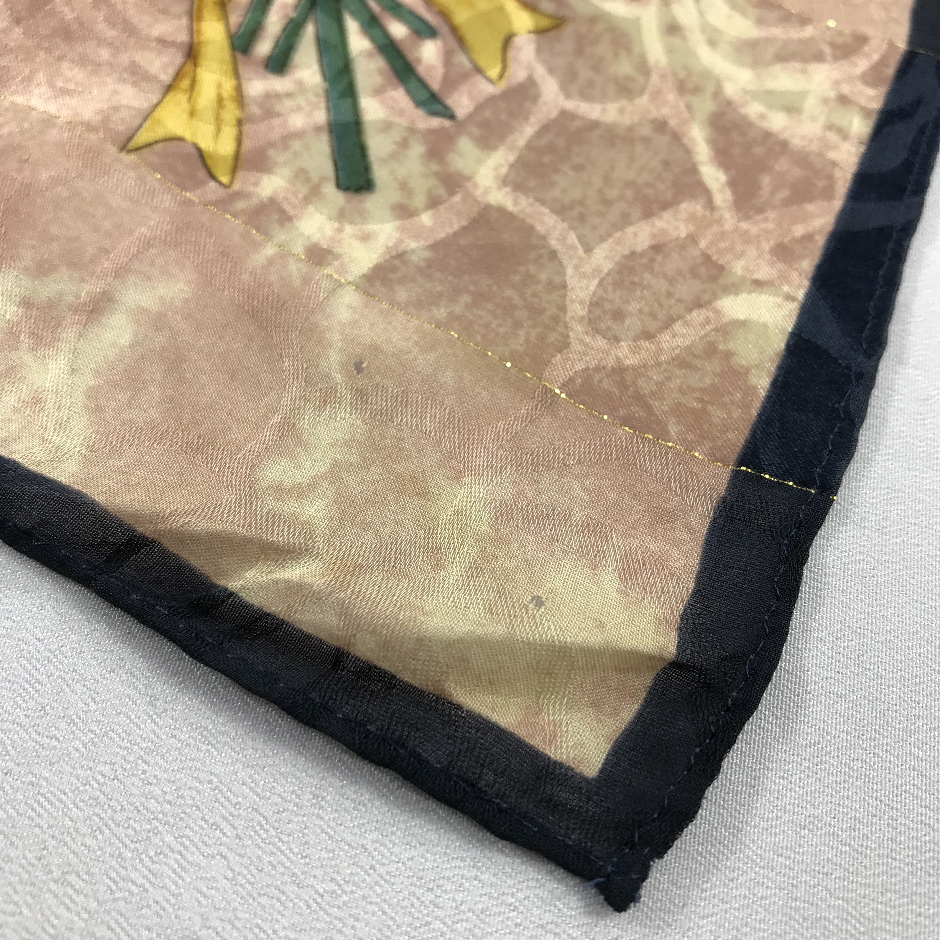 Japanese Brand Giovanni Valentino Floral Slit Thread Silk Scarf M187 Size ONE SIZE - 5 Thumbnail