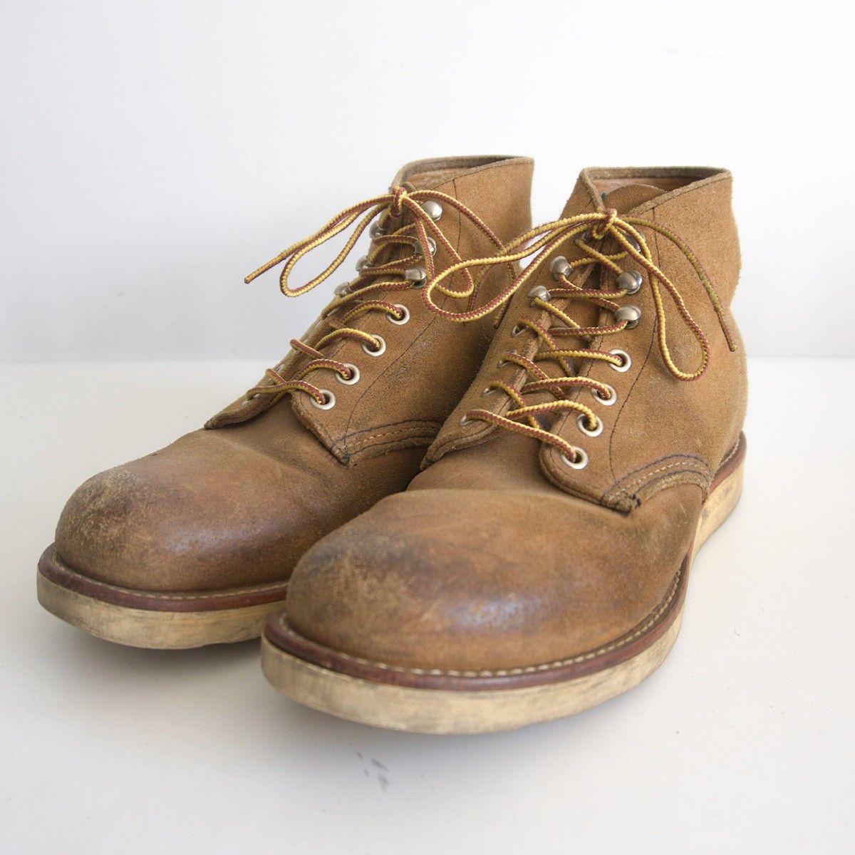 Red Wing Red Wing 8166 Round Toe Boots | Grailed