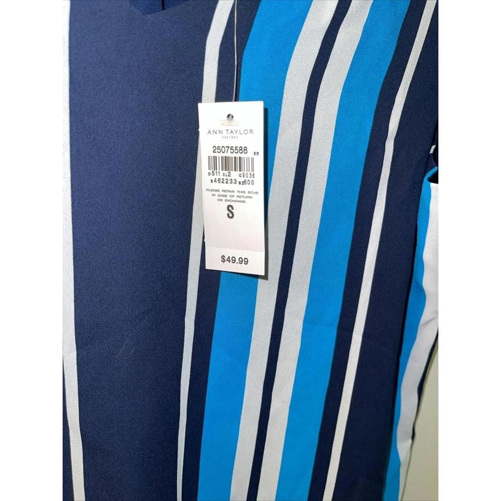 Other Ann Taylor Striped V-Neck Sleeveless Top - Size S Size S / US 4 / IT 40 - 4 Thumbnail