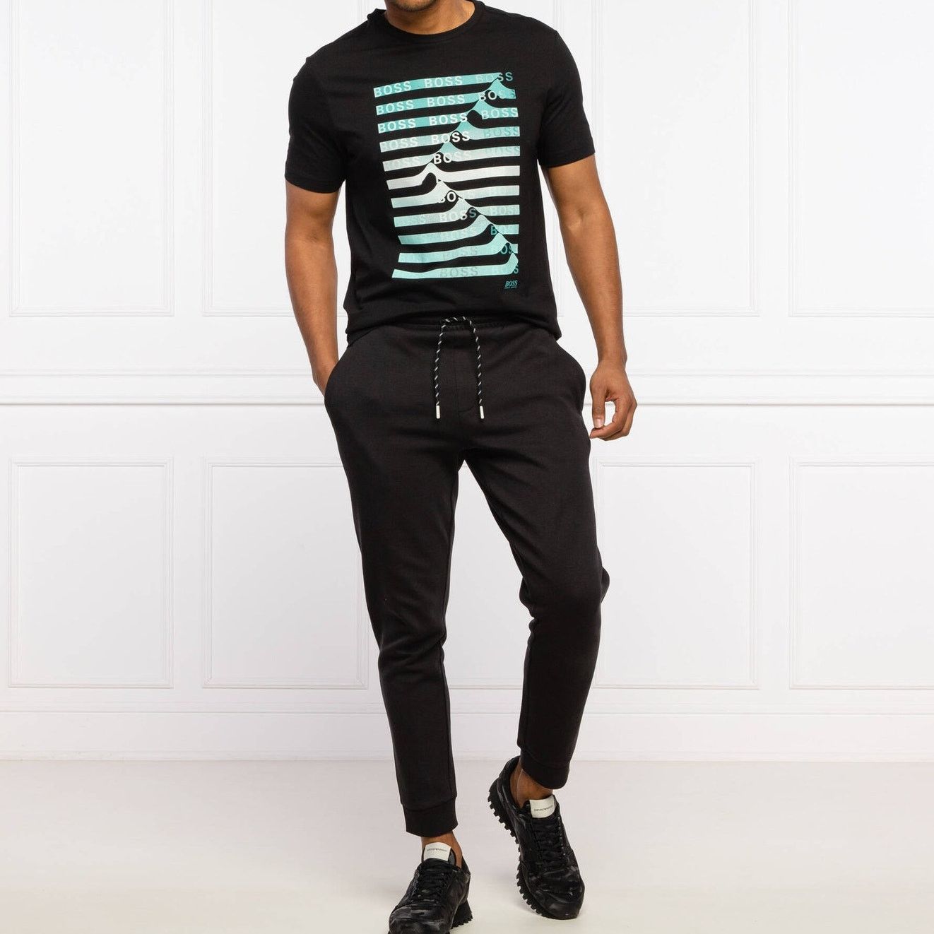 Hugo Boss Hugo Boss Bionic / Green "Teeonic_99" Shirt Graphic Print L Size US L / EU 52-54 / 3 - 3 Thumbnail