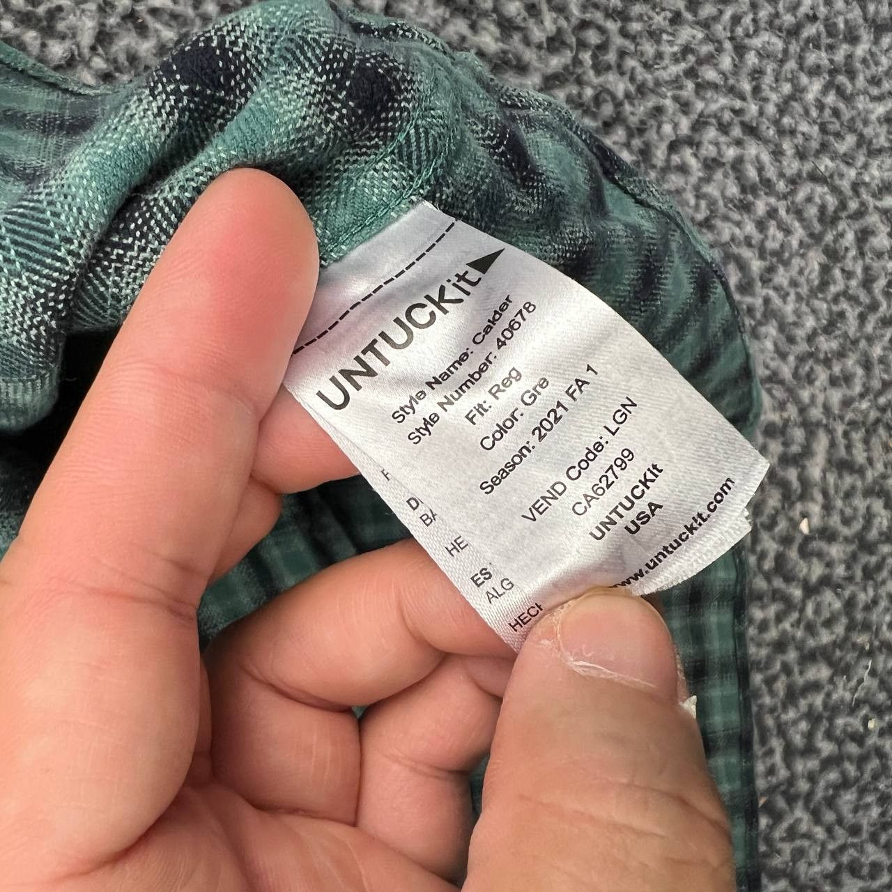 UNTUCKit UNTUCKit Calder Button Down Shirt XL RegularFit PlaidFlannel Size US XL / EU 56 / 4 - 6 Thumbnail