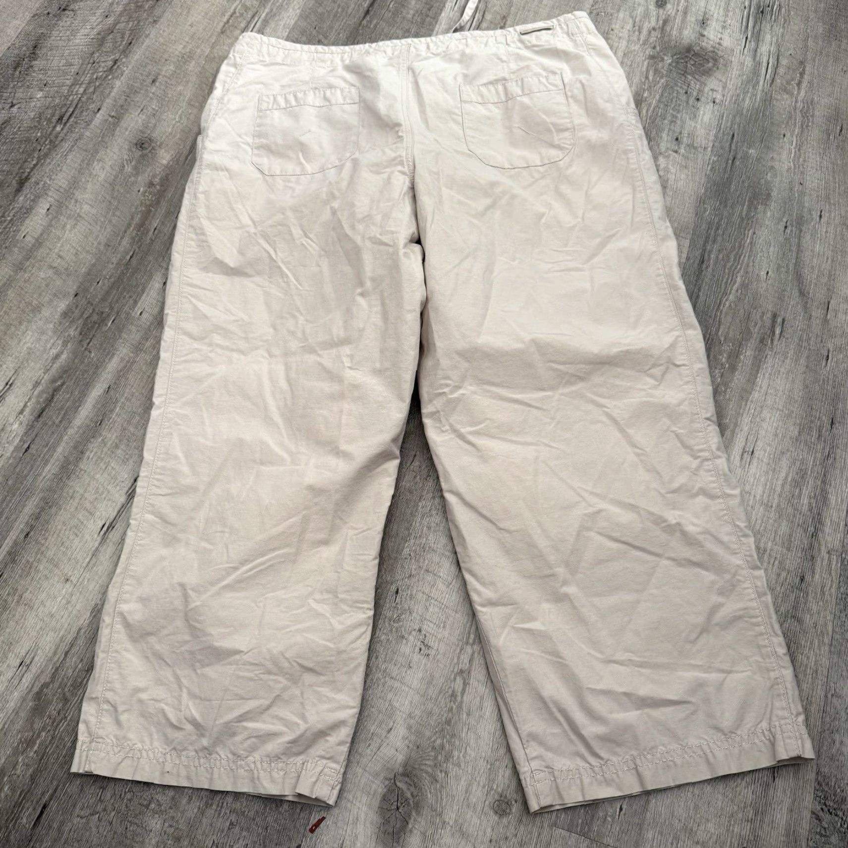Vintage COLUMBIA Capri Pants Womens Large Beige Capr i Double Layer Knees Hiking Walking Activewear Regular Fit Zip 24in Inseam Beige Women Pants Size 36" / US 14 / IT 50 - 6 Thumbnail