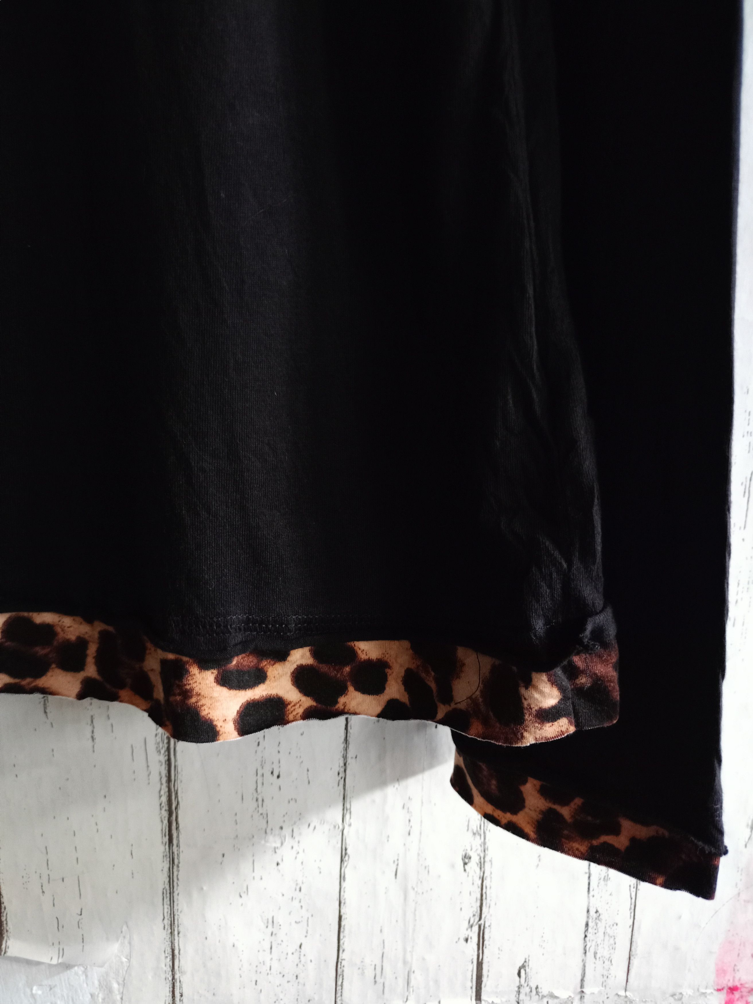Dig Deep Black Skull Long Sleeve t-shirt